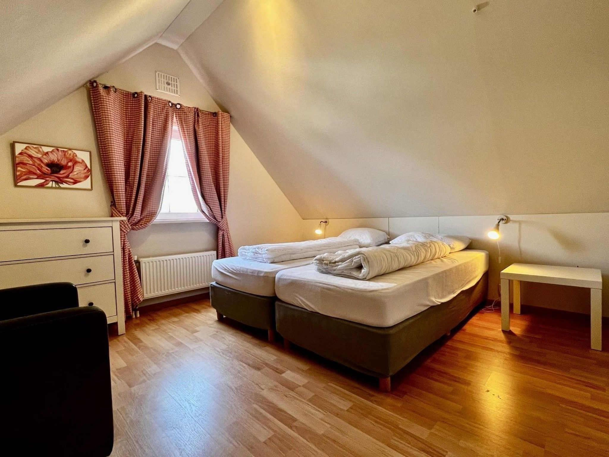 Een slaapkamer van Anzelhoef 3 in Sint Maartenszee