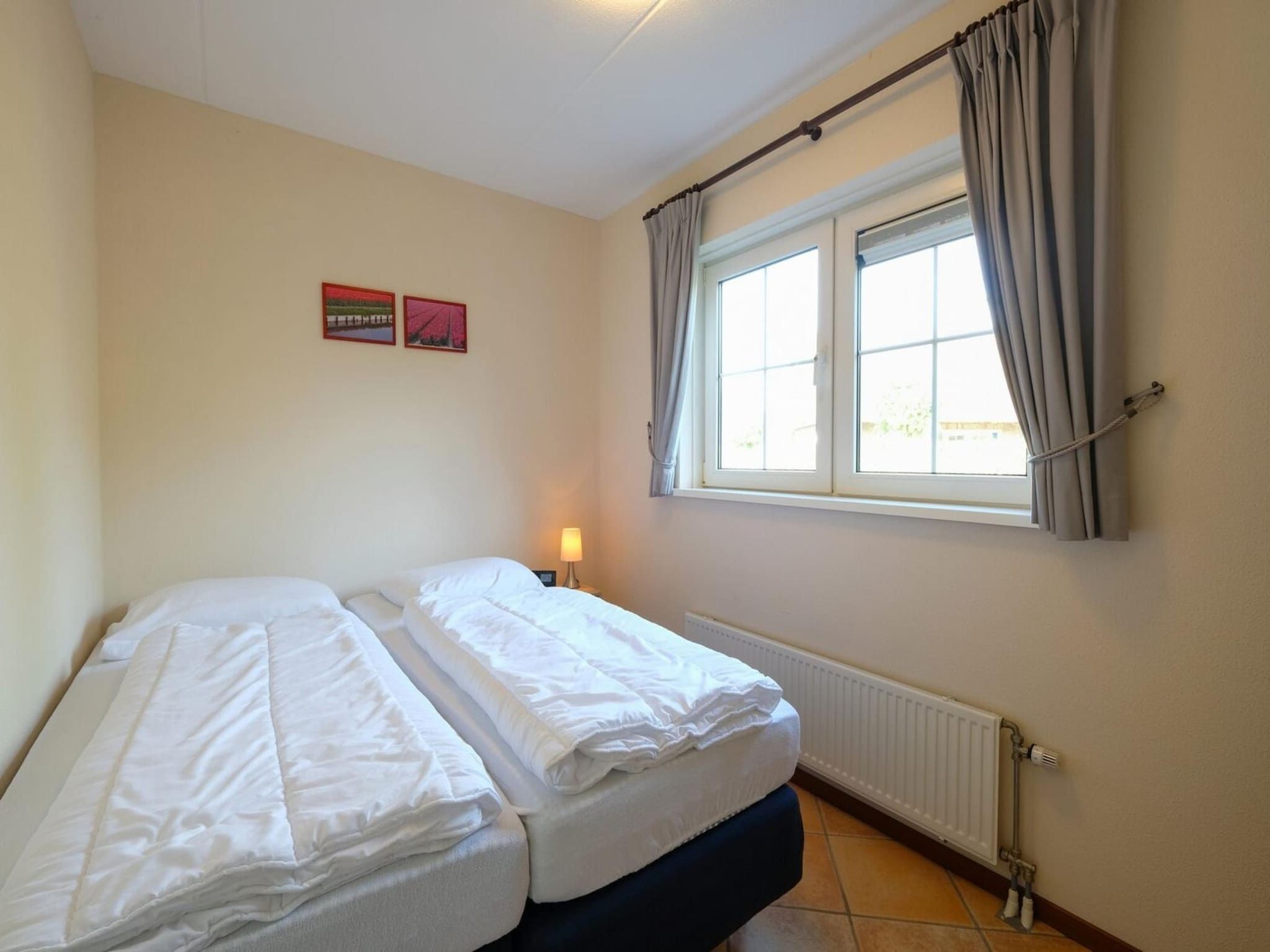 De badkamer van Anzelhoef 8 in Sint Maartenszee