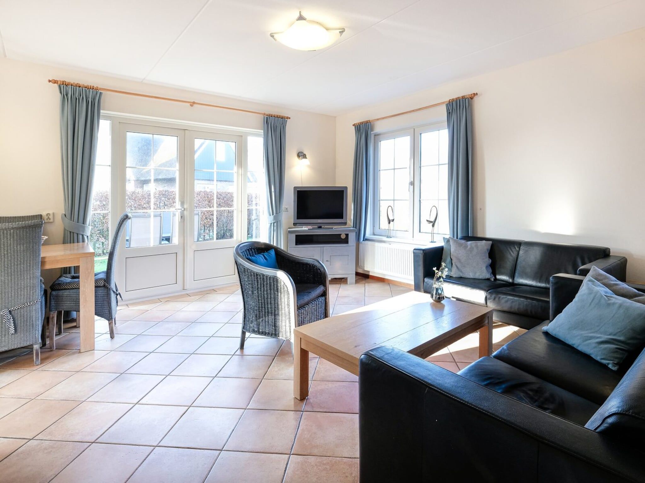 De woonkamer van Anzelhoef 31 in Sint Maartenszee