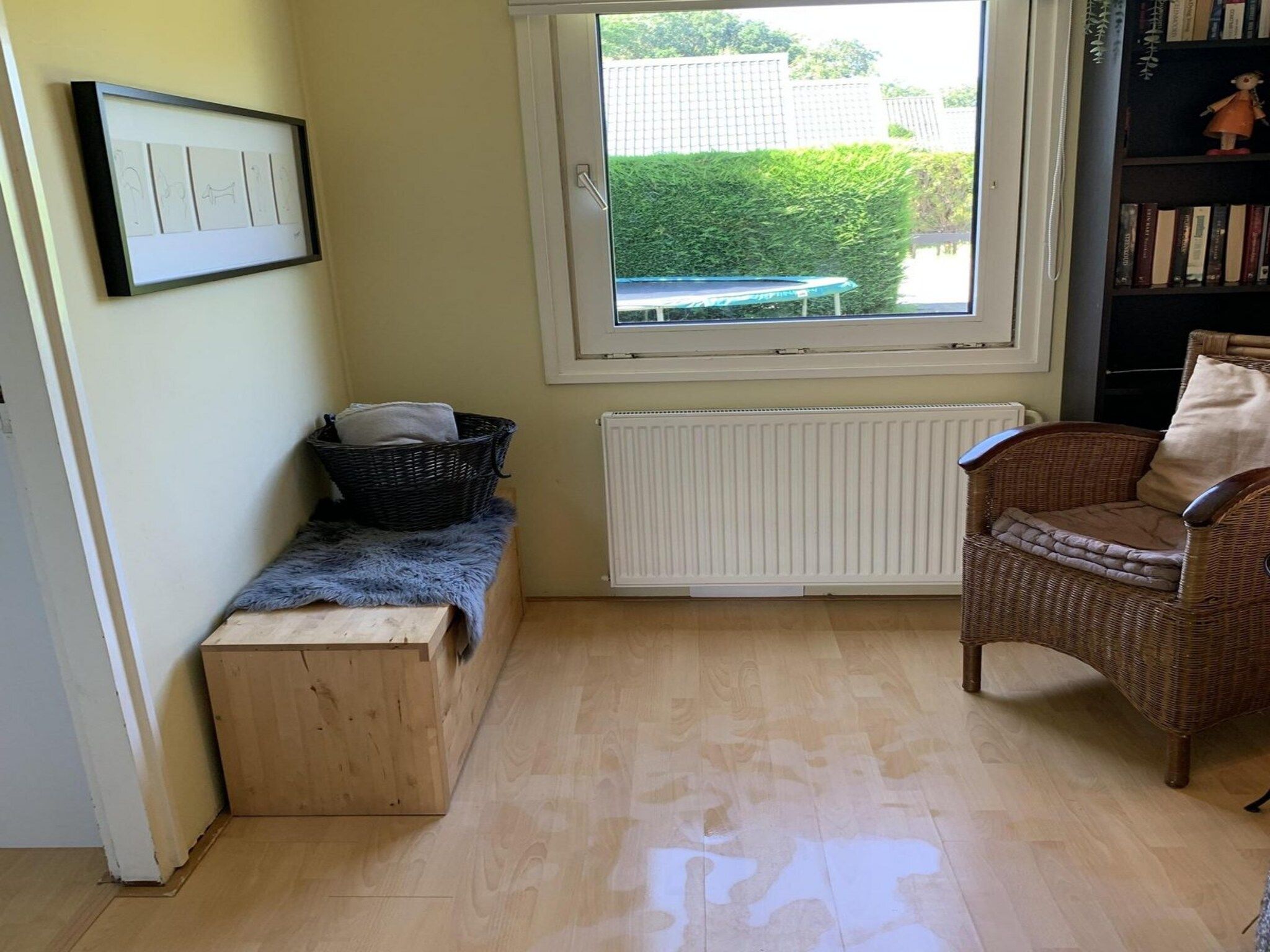 De woonkamer van Belkmerduinen 03 in Sint Maartenszee
