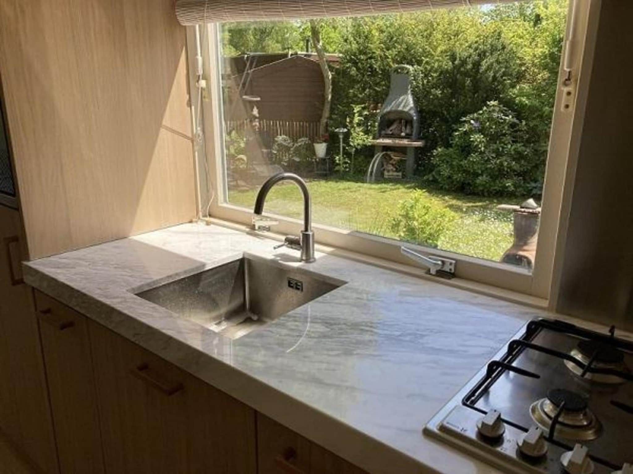 De keuken van Campanula 189 in Sint Maartenszee