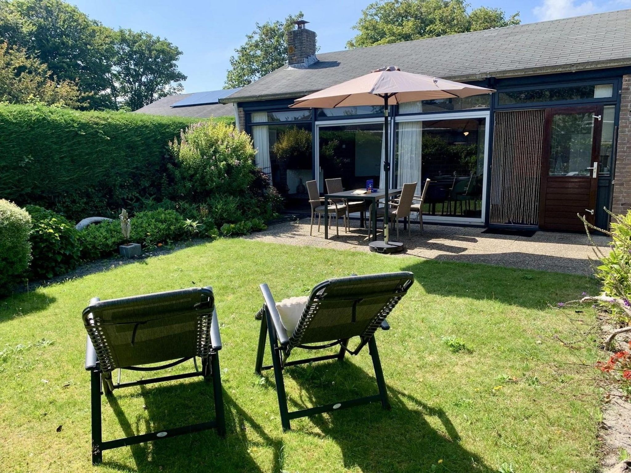 De tuin van Boerenslag 23 in Sint Maartenszee