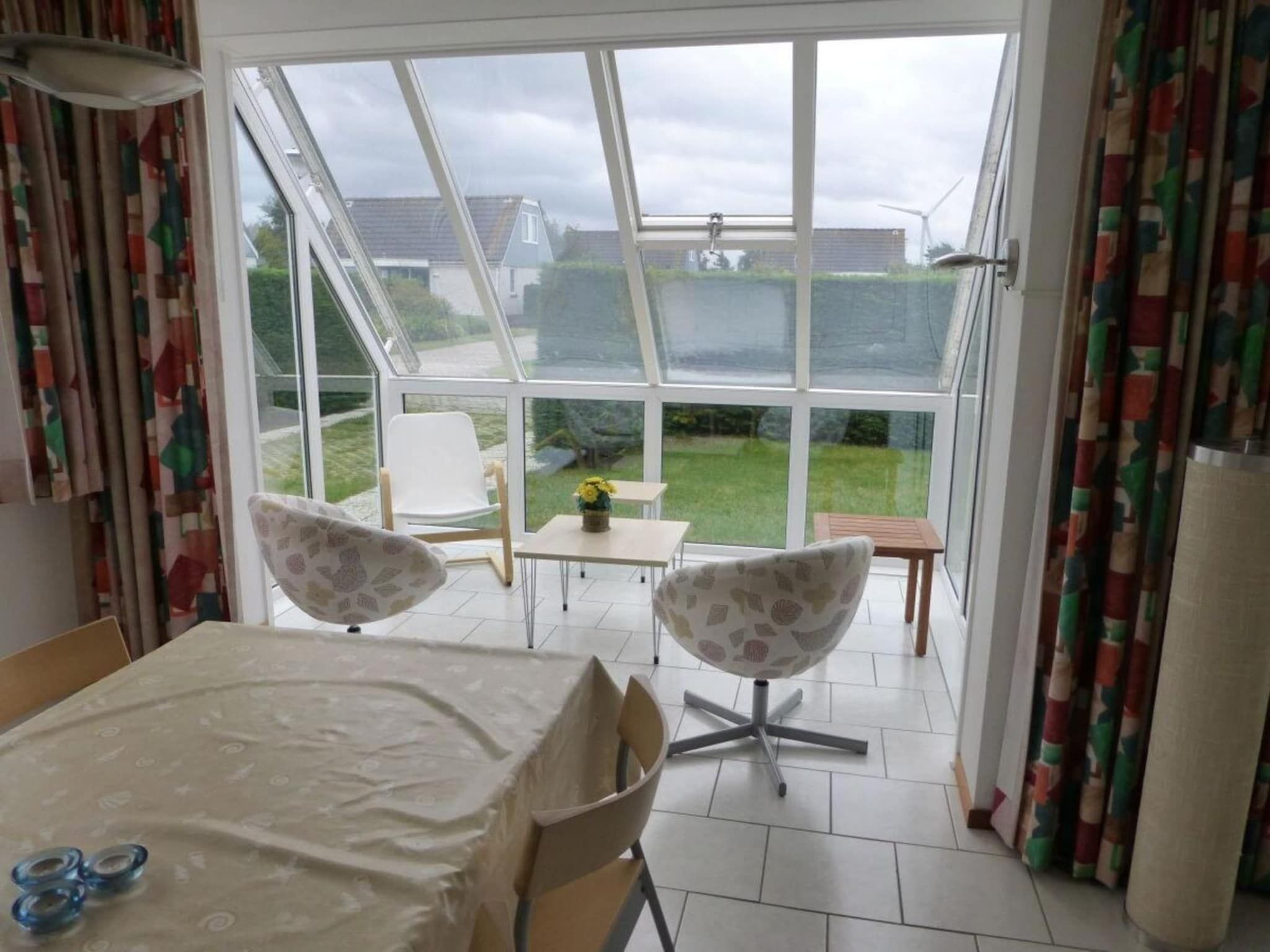 De eetkamer van Bohemien 47 in Sint Maartenszee
