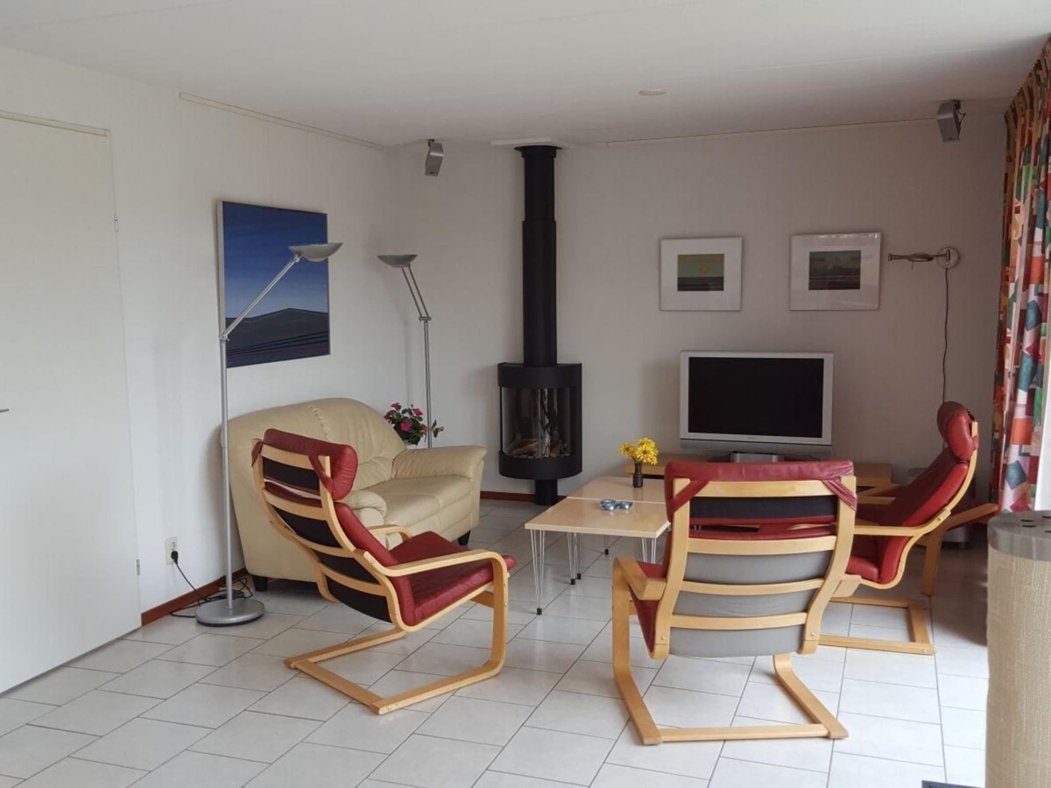 De woonkamer van Bohemien 47 in Sint Maartenszee