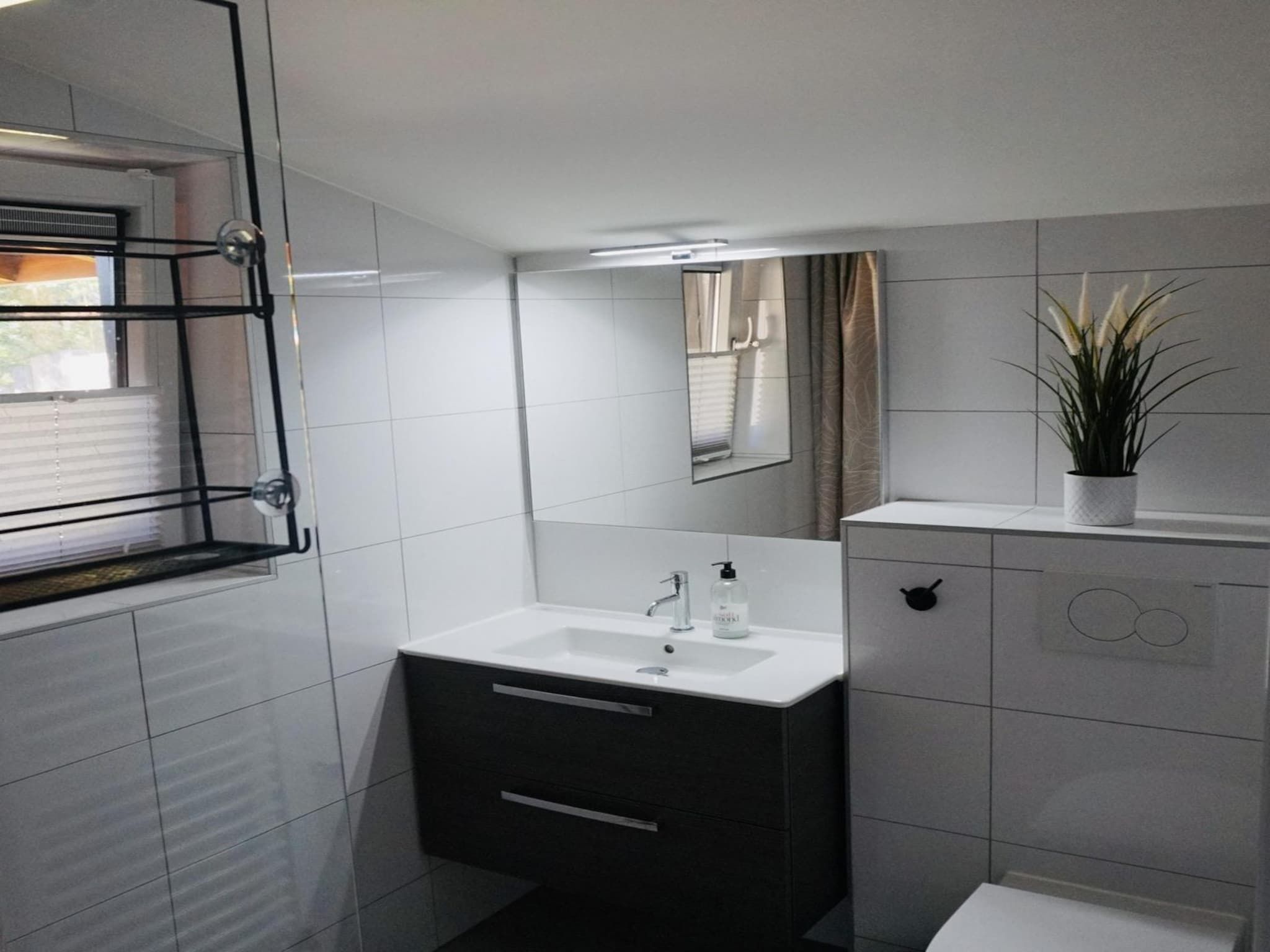 De badkamer van De Wielen 73 in Sint Maarten