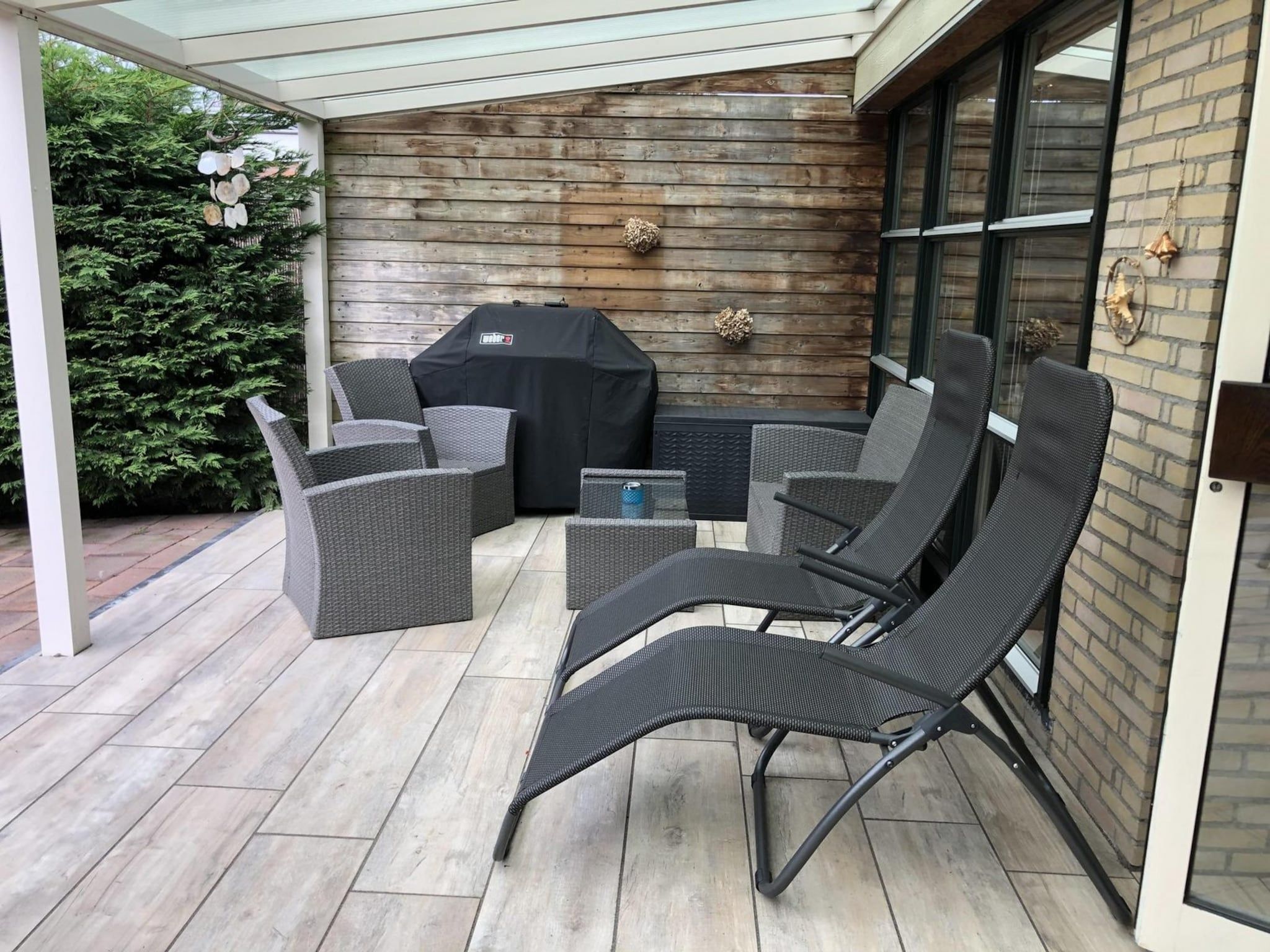 Het terras van De Schelp 08 in Sint Maartenszee