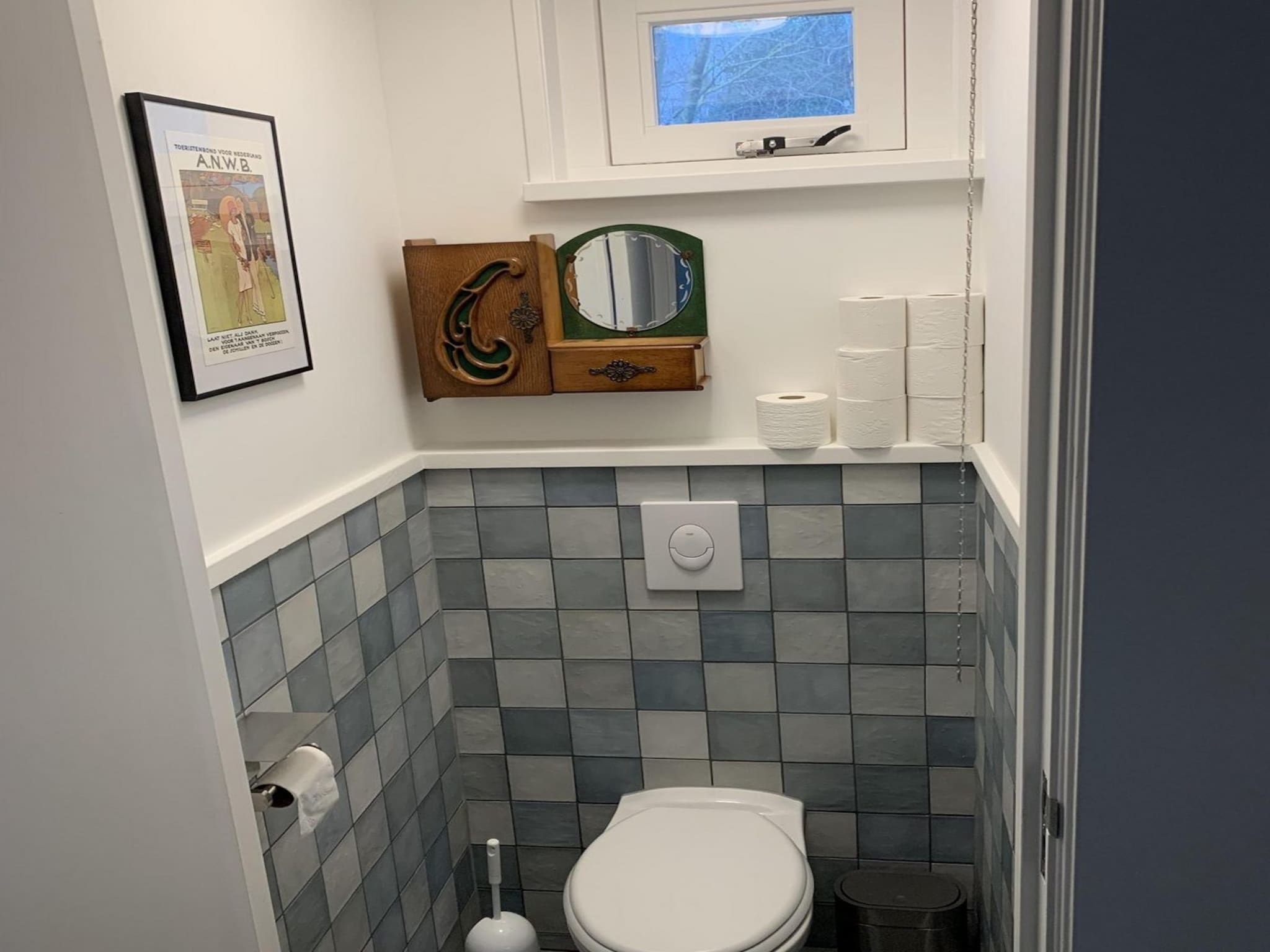 De badkamer van Eb en Vloed 45 in Sint Maartenszee