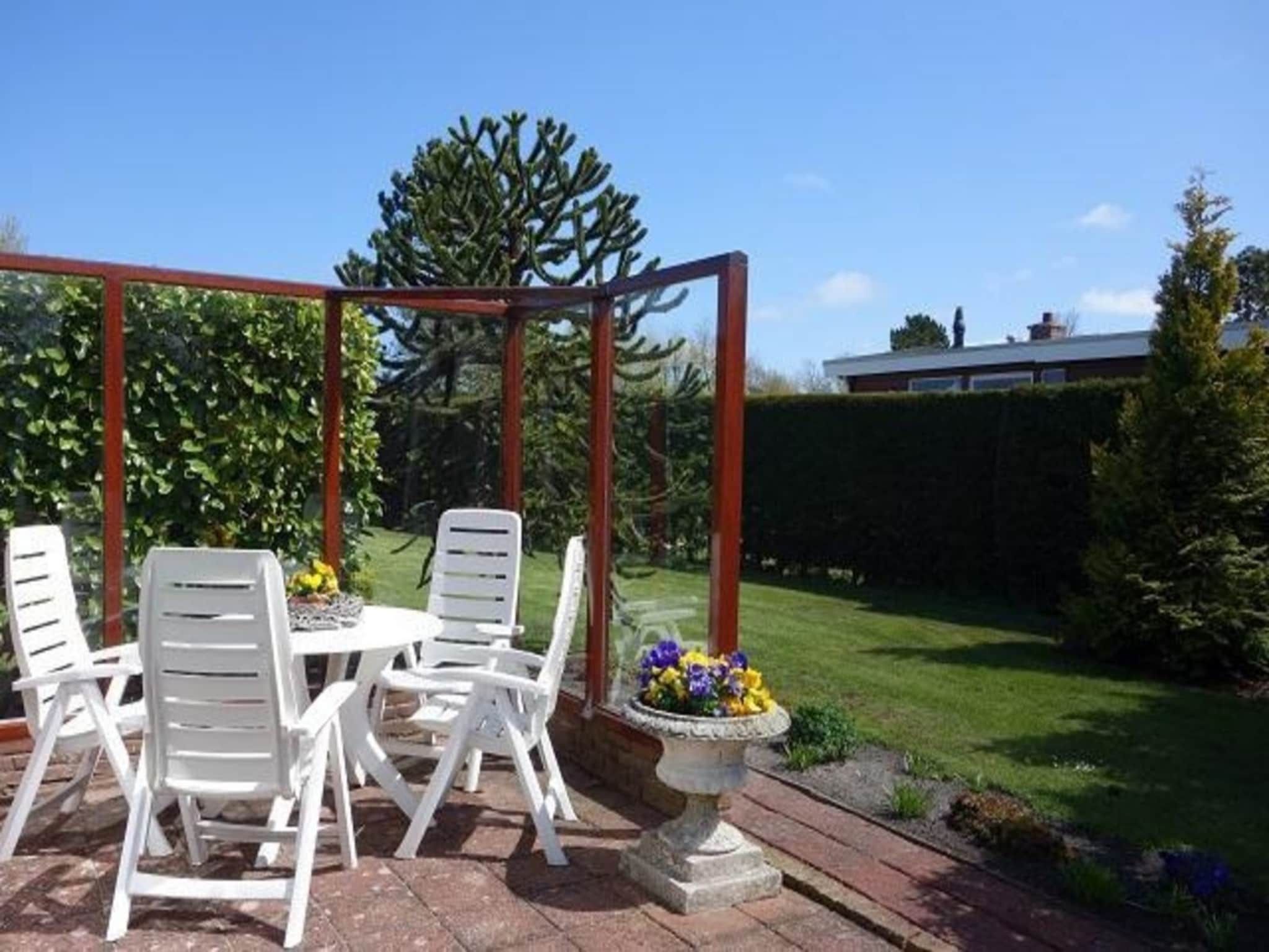 Het terras van Eureka 032 in Sint Maartenszee