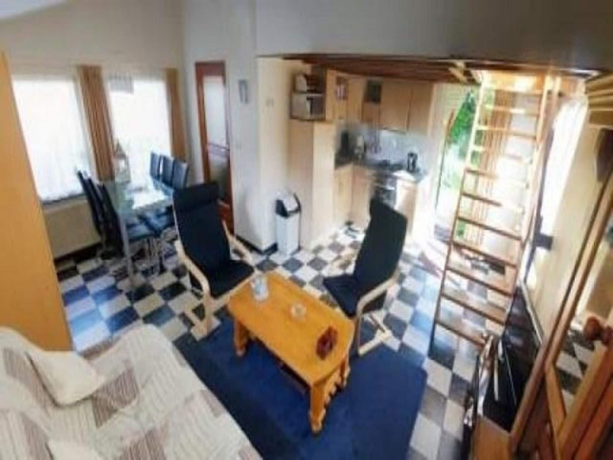 De woonkamer van Eriksstraat 8 in Petten