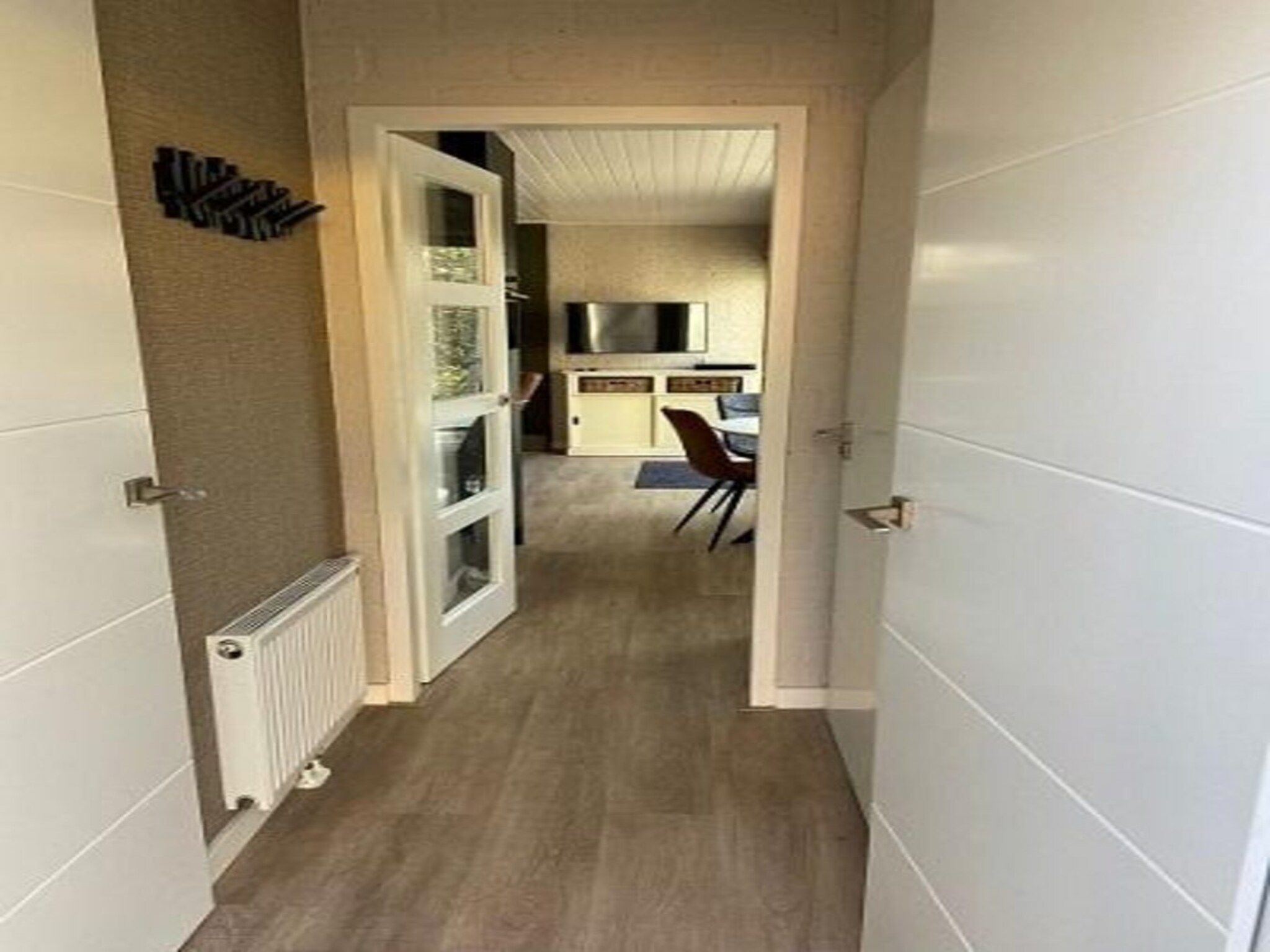 De woonkamer van Kloosterbos 4 in Sint Maartensbrug