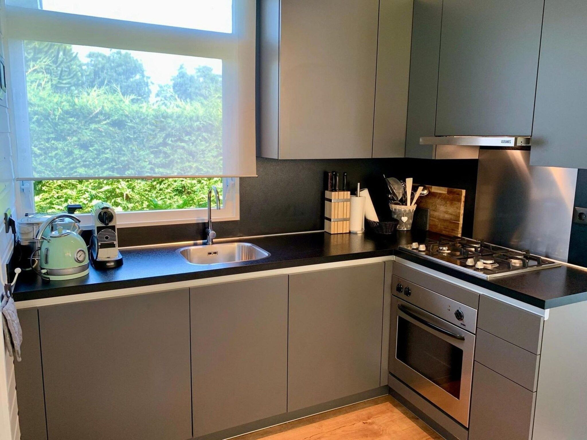 De keuken van Eureka 34 in Sint Maartensvlotbrug