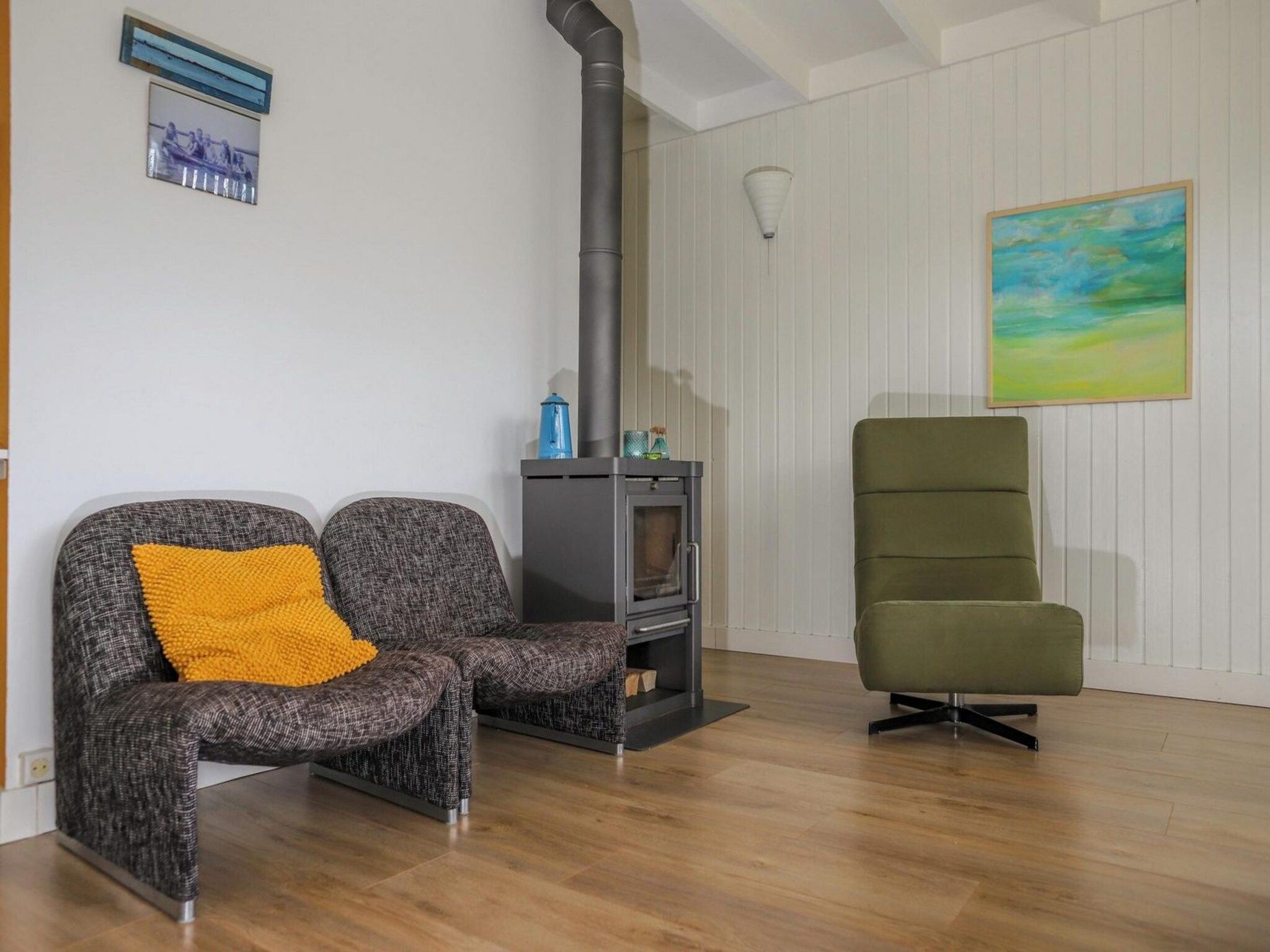 De woonkamer van Wildrijk 21 in Sint Maartenszee