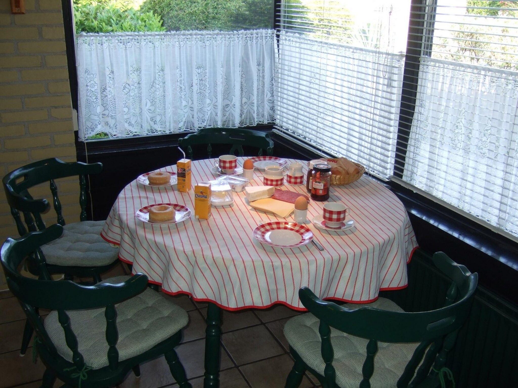 Het terras van Wildrijk 065 in Sint Maartenszee