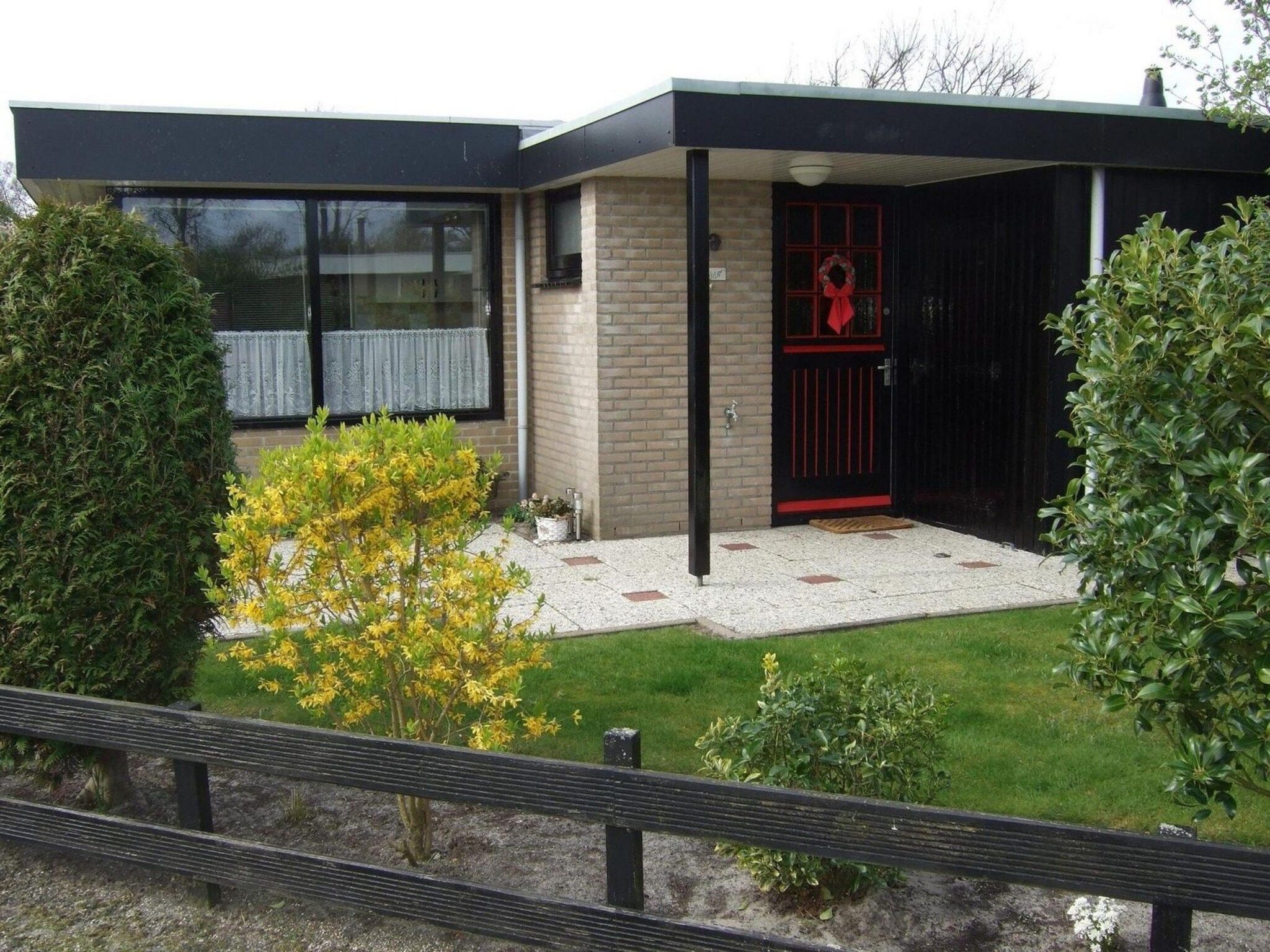 De woonkamer van Wildrijk 065 in Sint Maartenszee