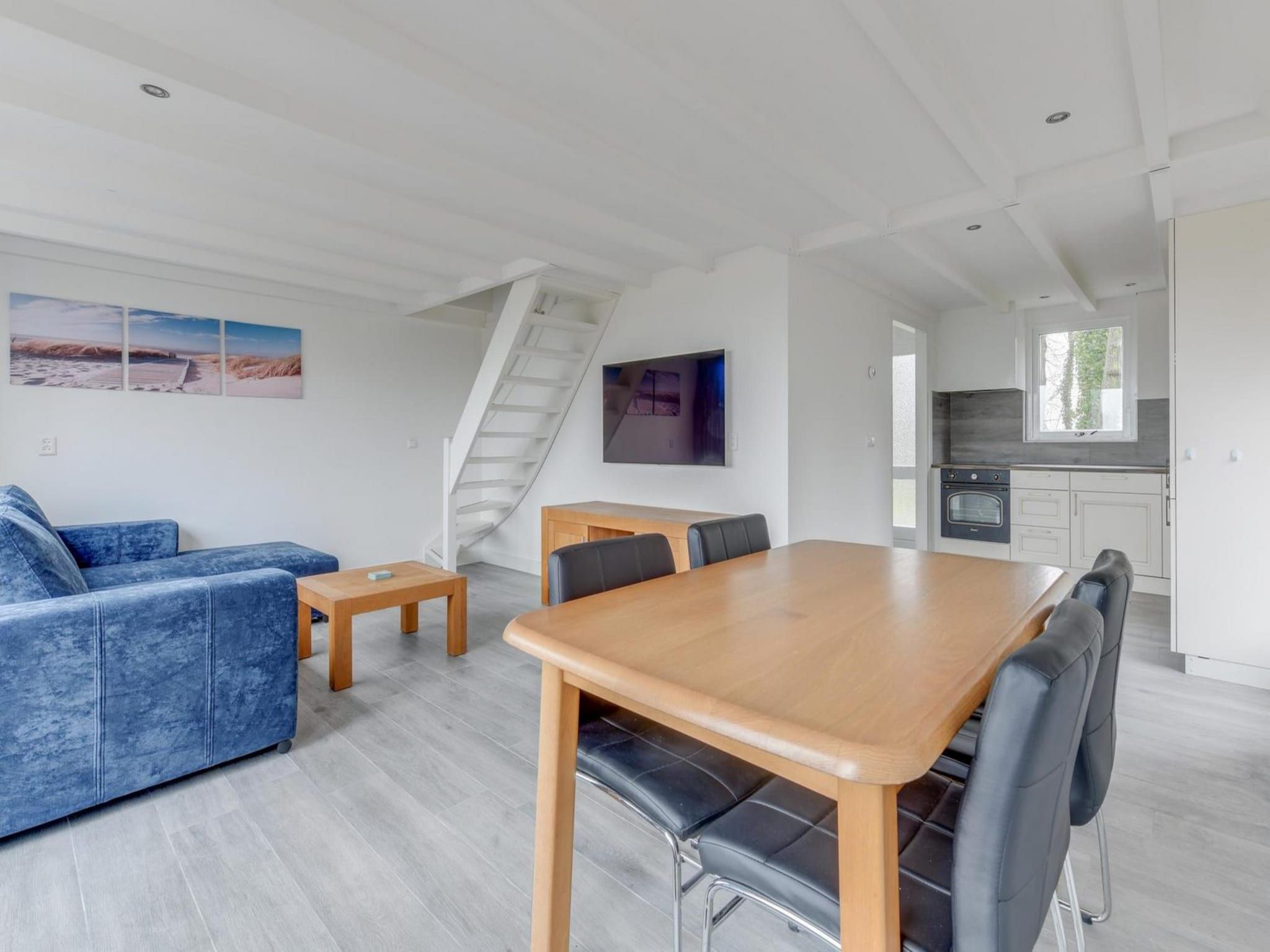 De eetkamer van Gudea 1 in Sint Maartensbrug