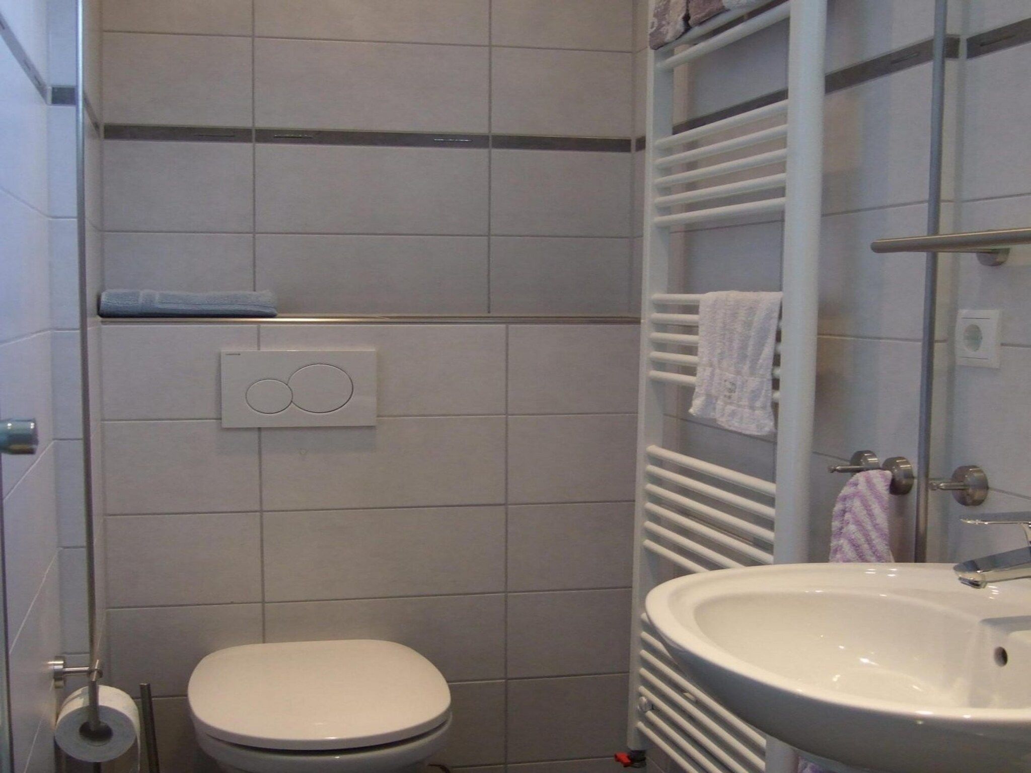 De badkamer van Zeewaard 20 in Sint Maartenszee