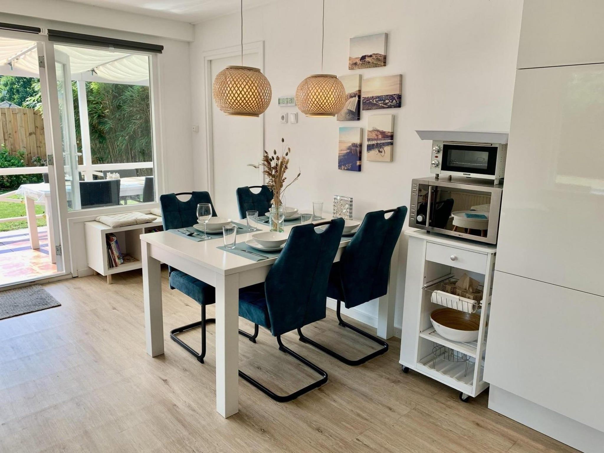 De eetkamer van Eureka 075 in Sint Maartenszee