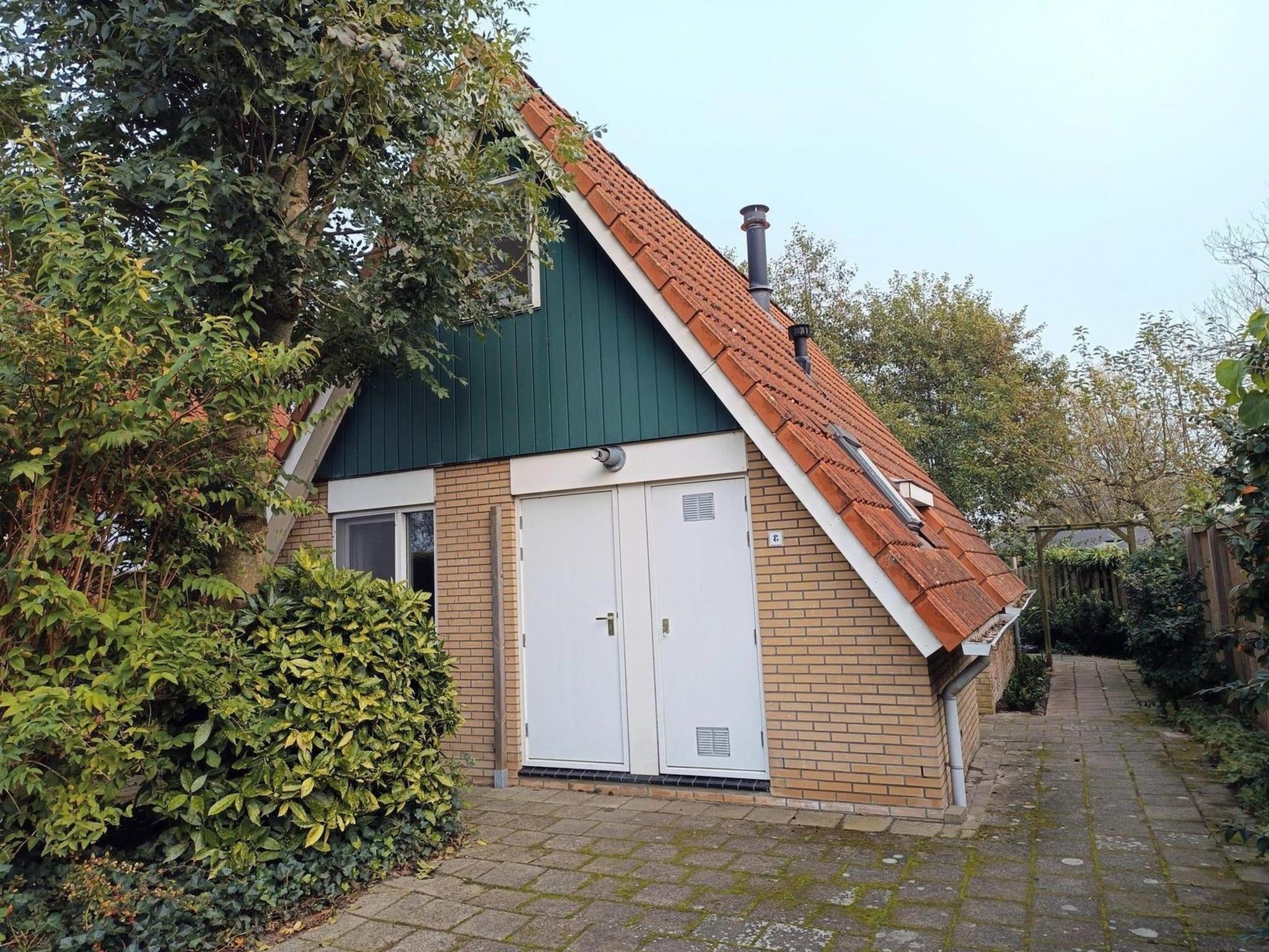 De tuin van Vogelvrij 3 in Sint Maartenszee