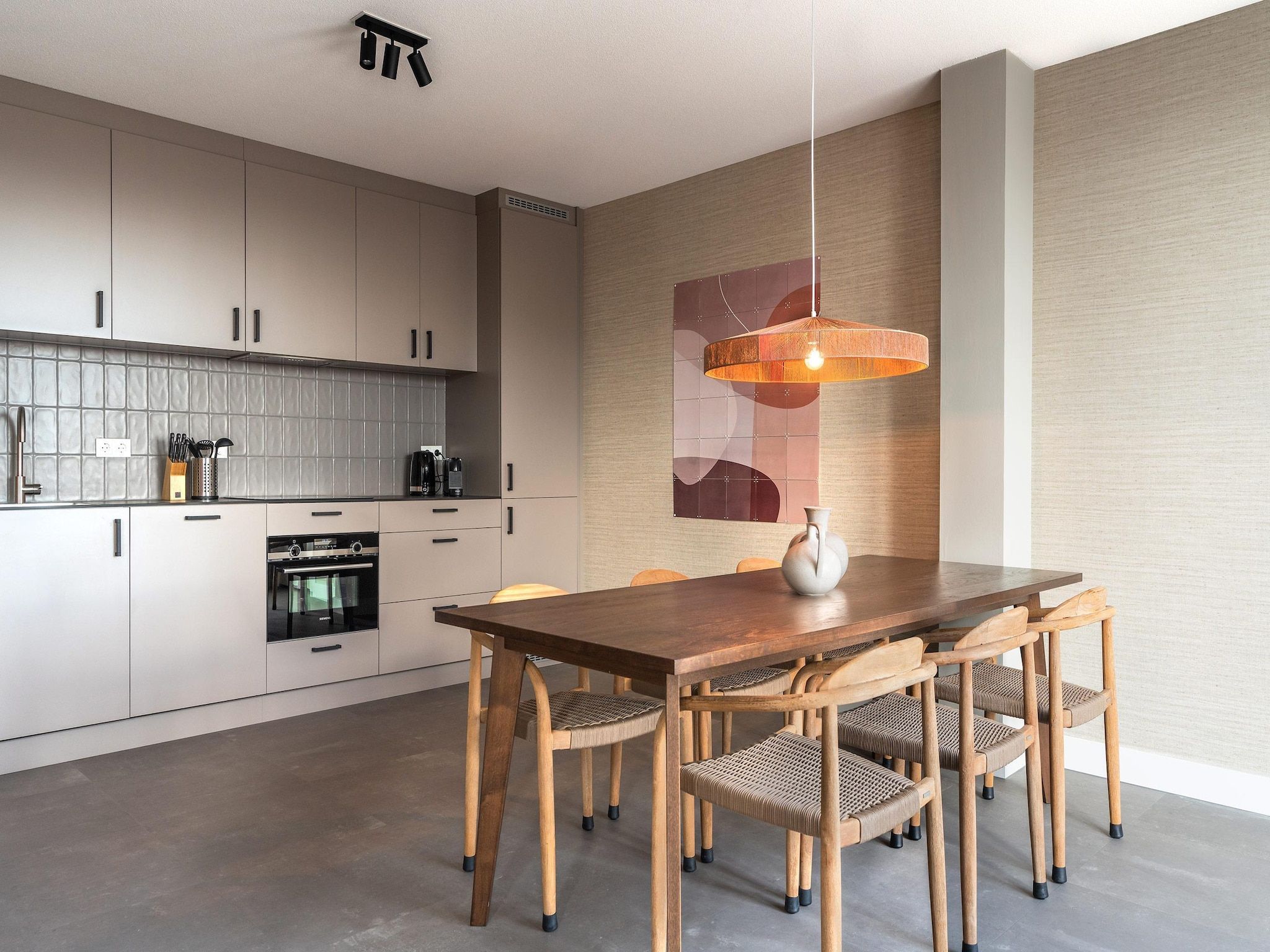 De eetkamer van Walden 6 in Den Haag