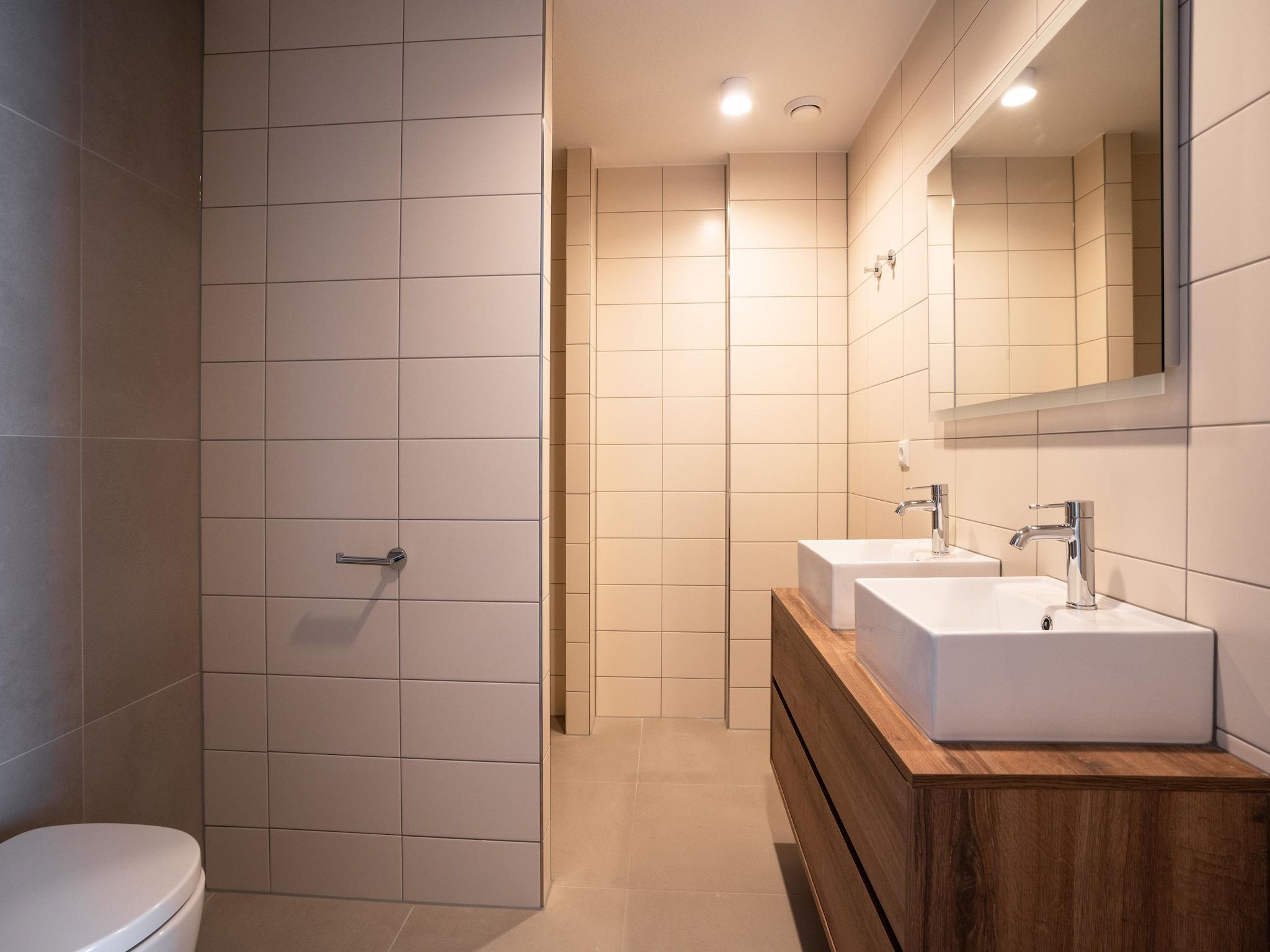 De badkamer van Walden 6 in Den Haag
