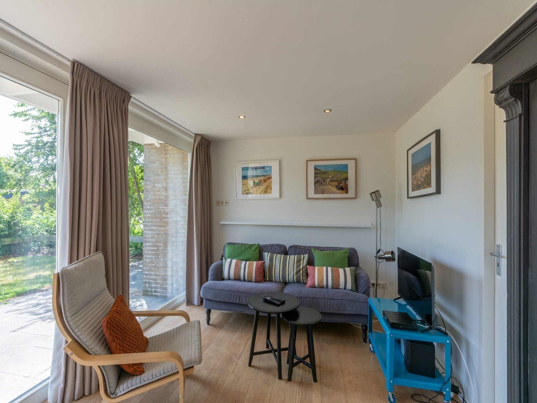 De woonkamer van Garnekuul 73 in Callantsoog