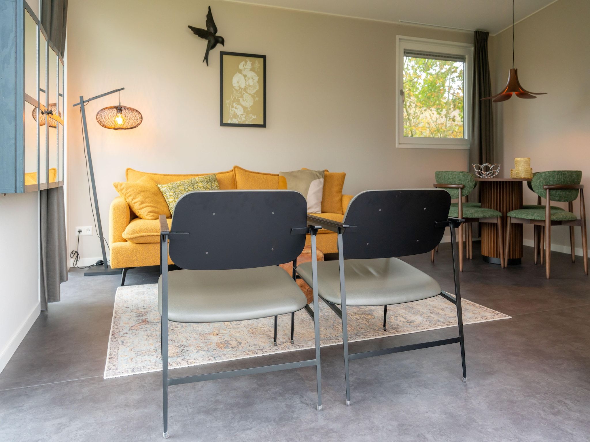 De woonkamer van Oan't Wetter in Sint Nicolaasga