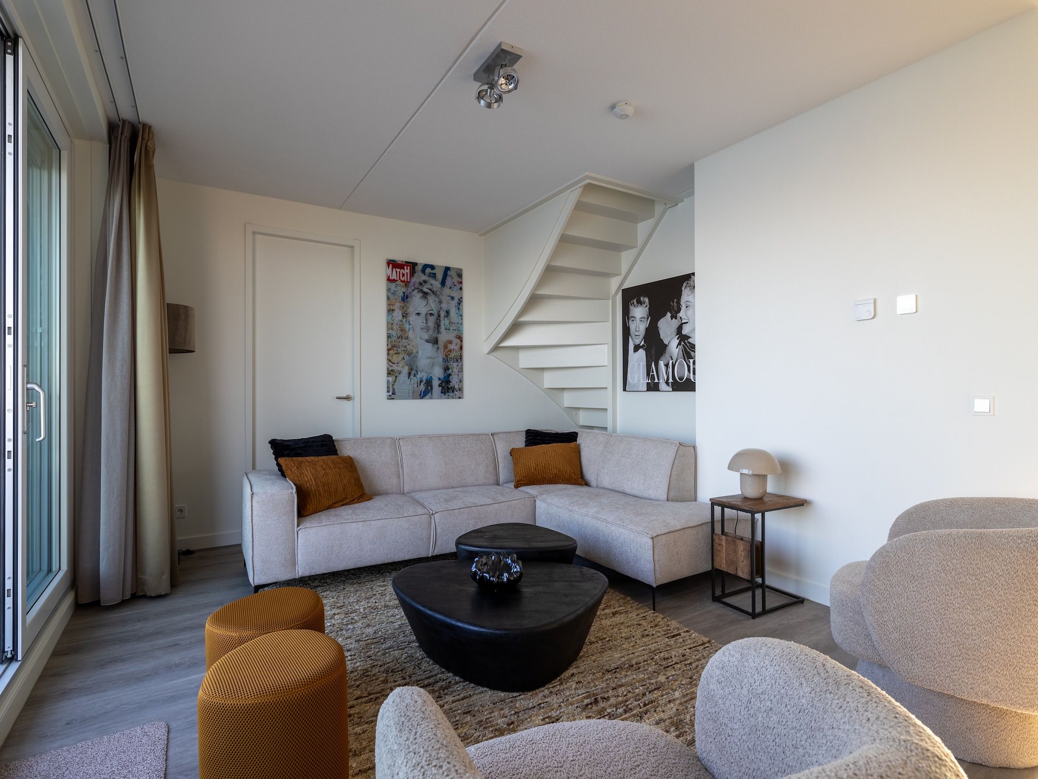 De woonkamer van Appartement Vista Maris 'Haus am See' - Havenweg 8-30  Sint-Annaland in Sint-Annaland
