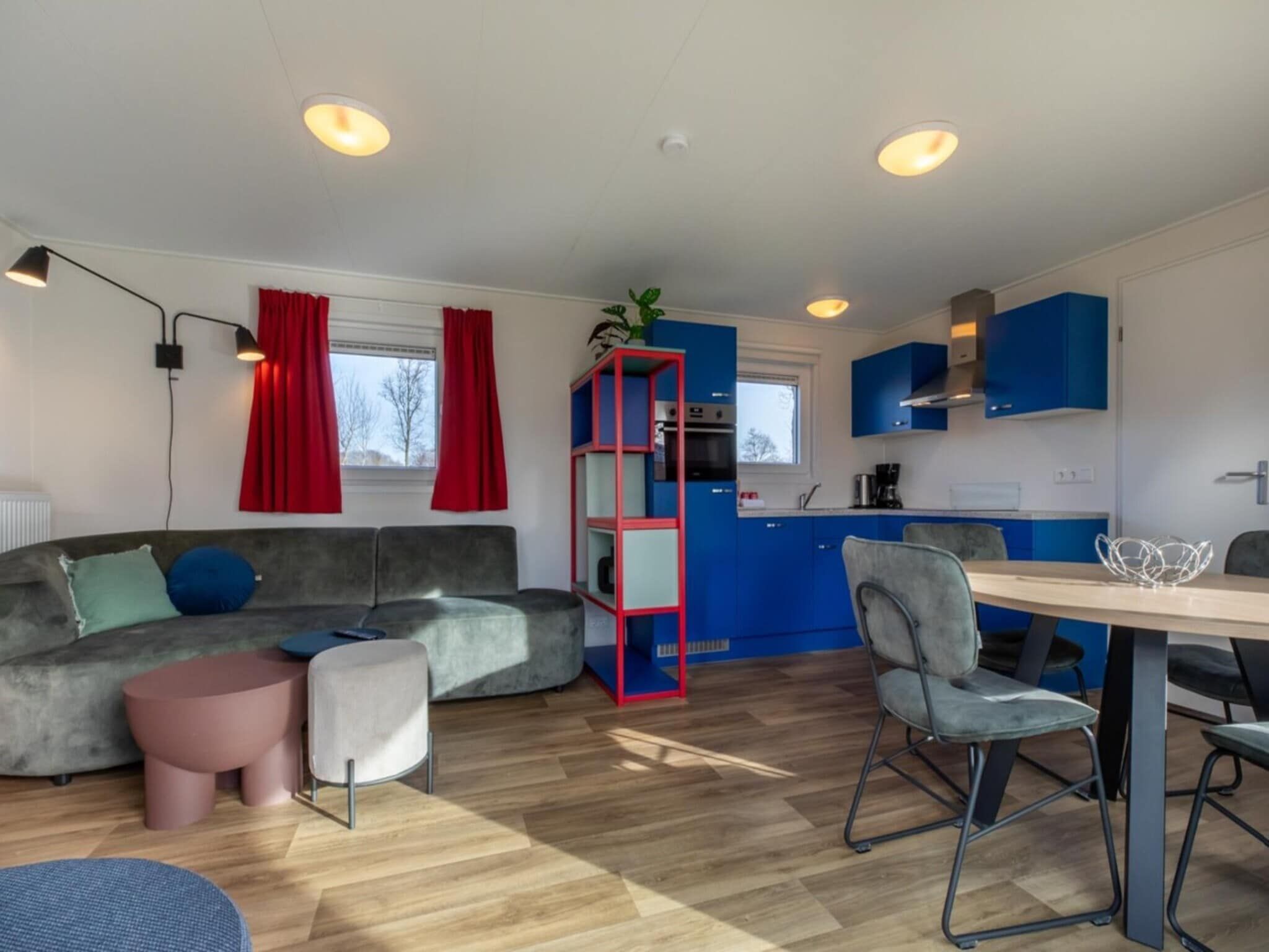 De woonkamer van Chalet - Camping de Duinhoeve 'Bosdier' in Burgh-Haamstede