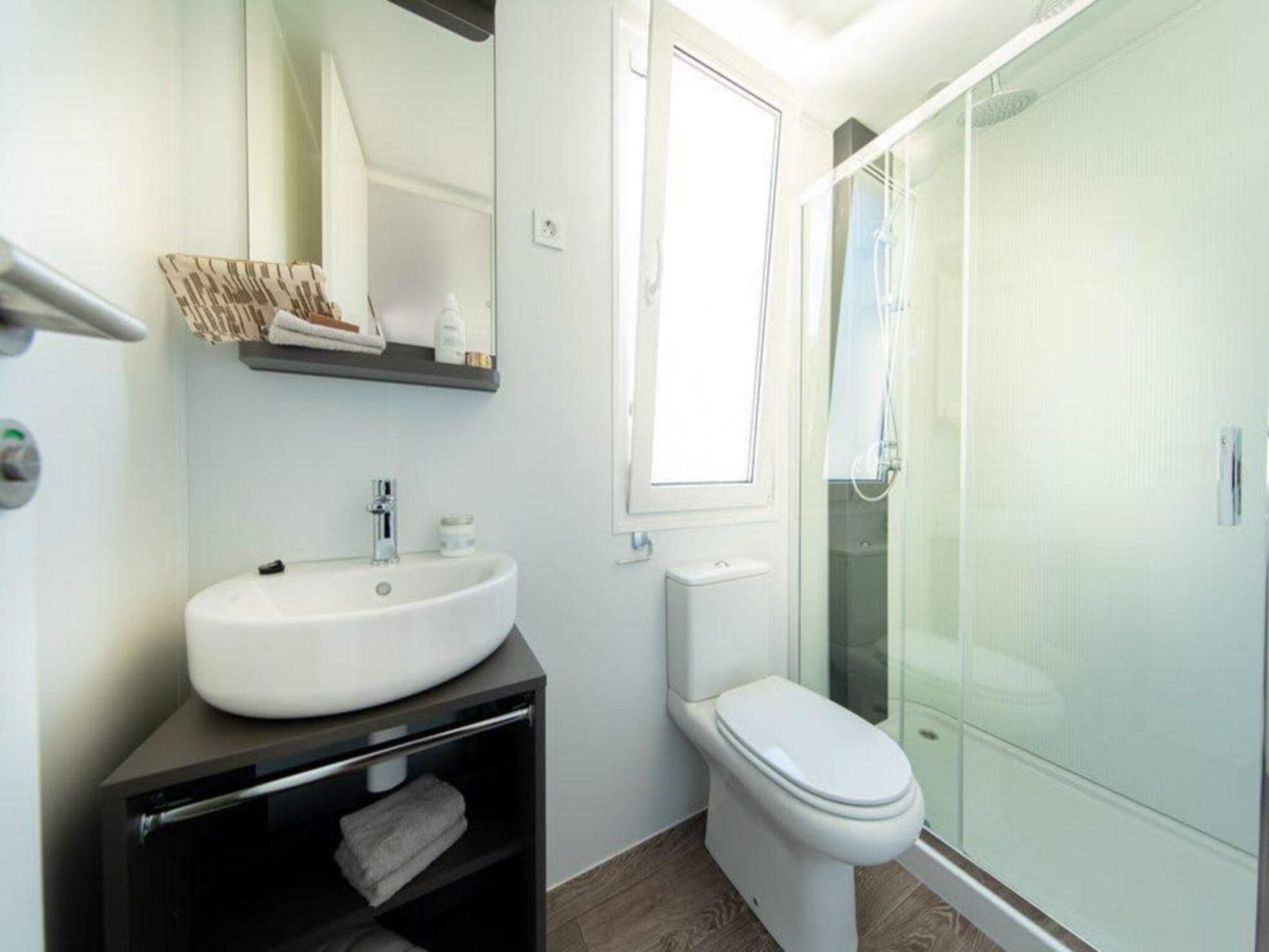 De badkamer van Cosy Unique Plus 6 in Belfeld