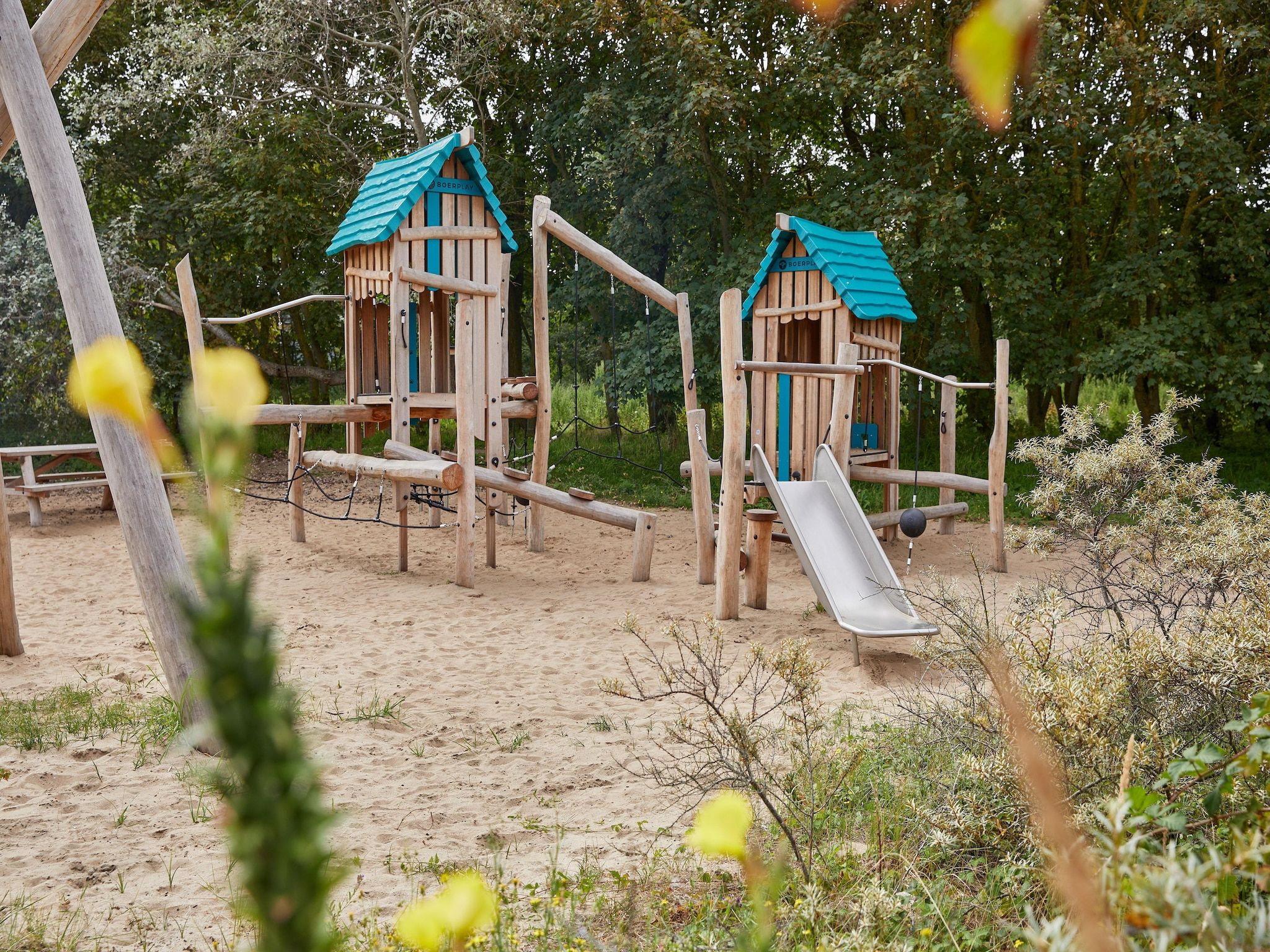 Parkfaciliteiten bij Vakantiepark Kijkduin 6 in Den Haag