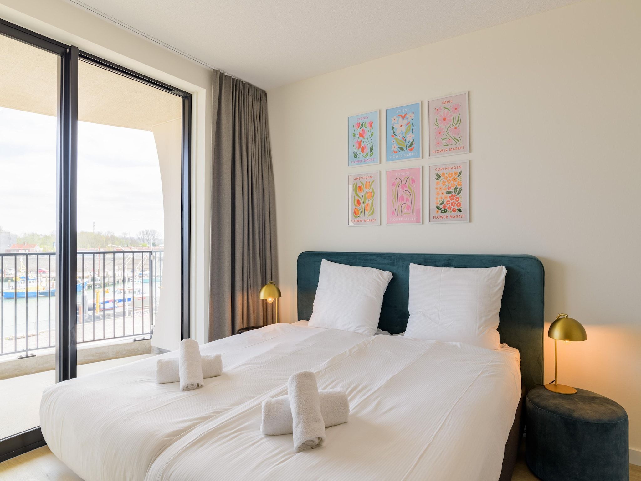 Een slaapkamer van Breskens Apartments & Penthouses 17 in Breskens