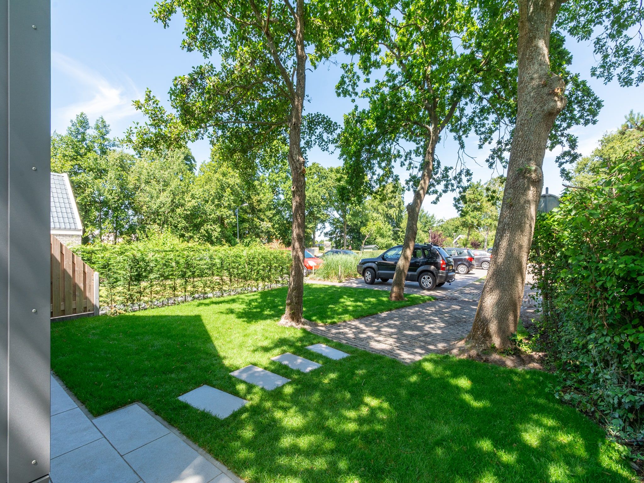 De tuin van Belkmer Beachhouse in Sint Maartenszee