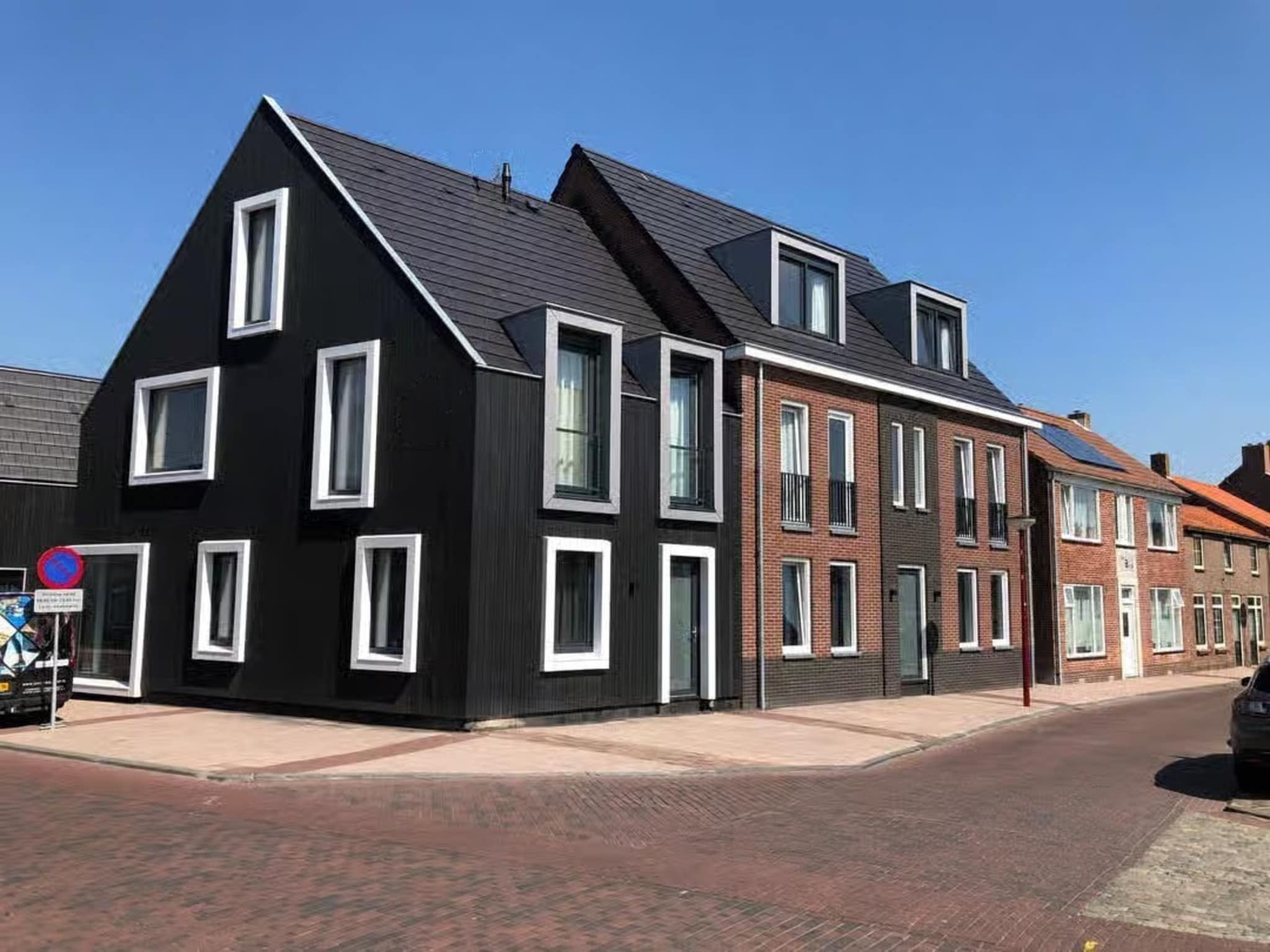 De buitenkant van Plein 40 Lodge 20 in Zoutelande