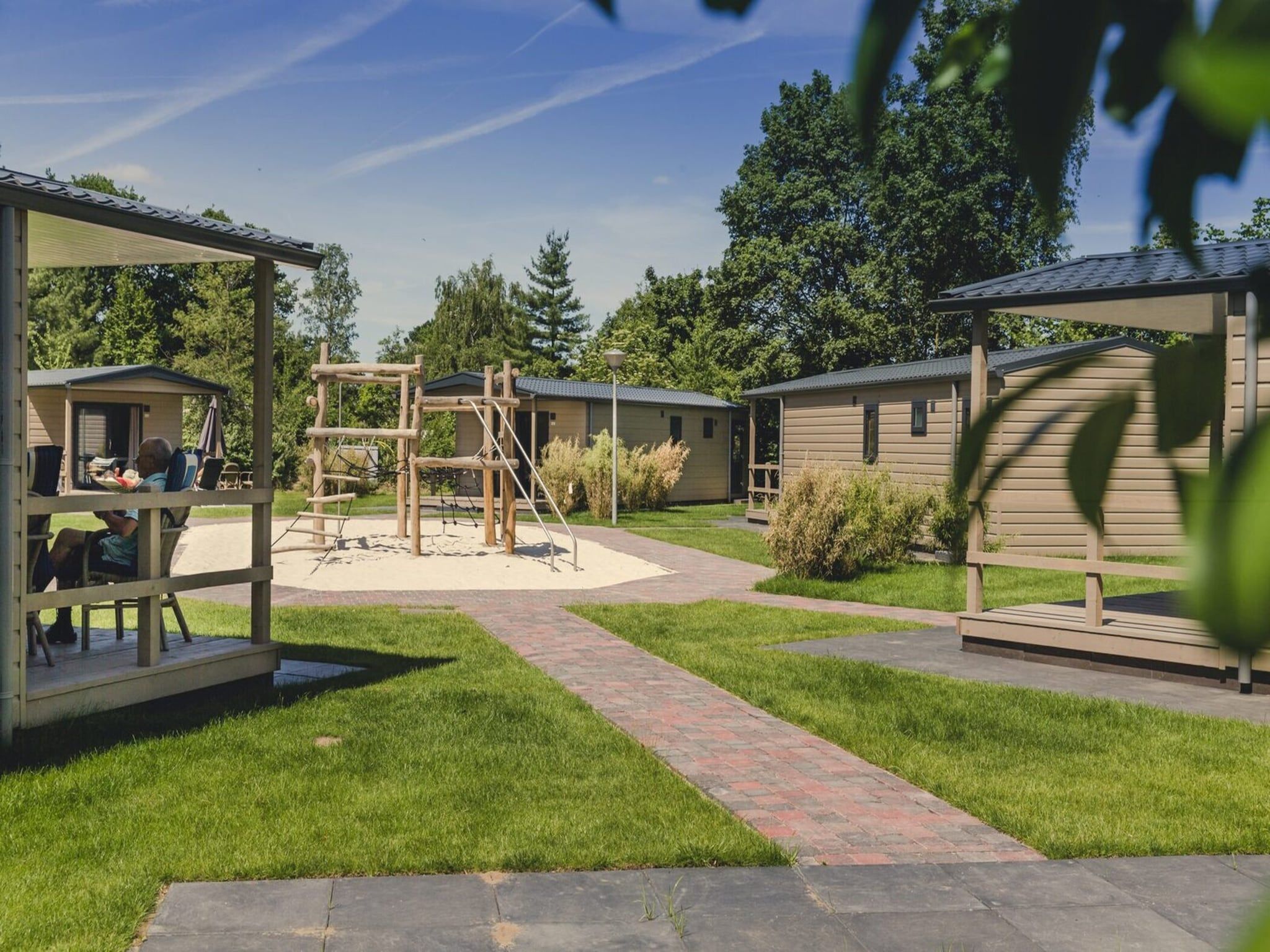 De buitenkant van Group accommodation (6x bungalette 5p with veranda). in Zuna