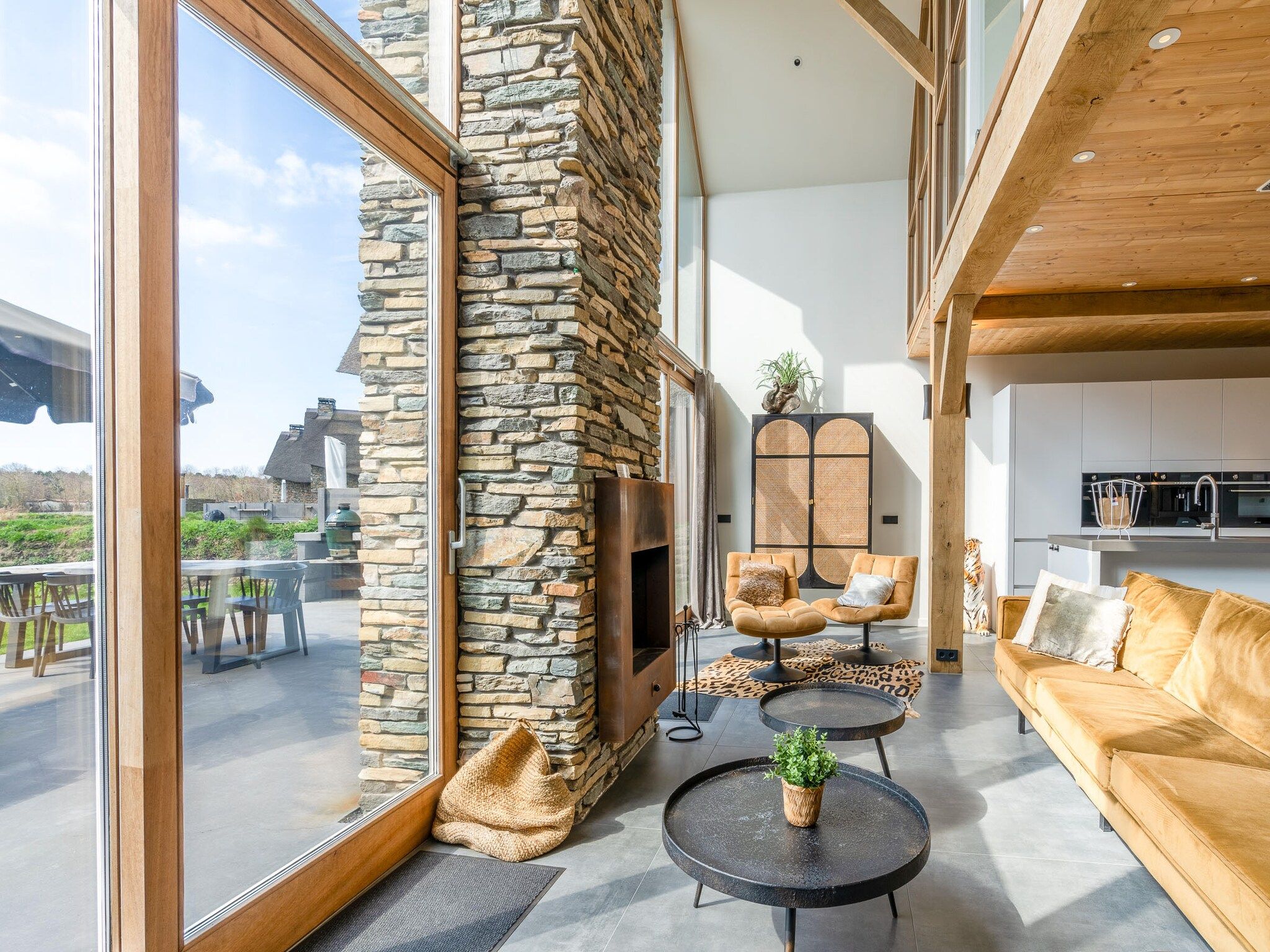 De woonkamer van Villa Buytenplaats 181 in De Koog