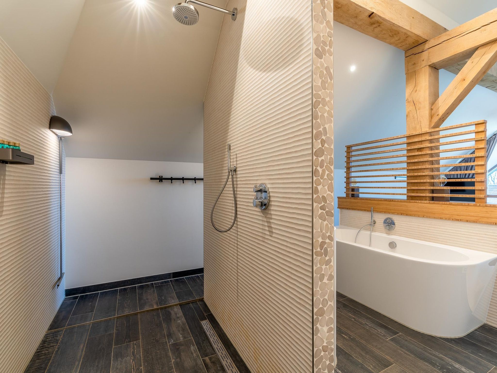 De badkamer van Villa Buytenplaats 181 in De Koog