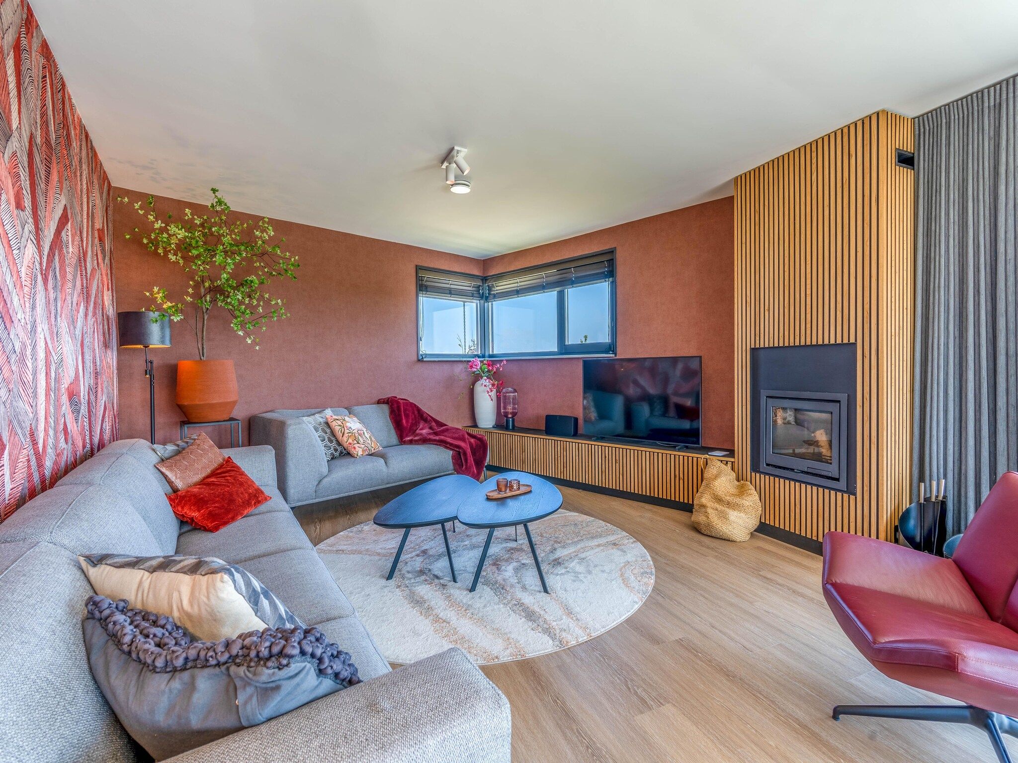 De woonkamer van Waalburght 16 in De Waal
