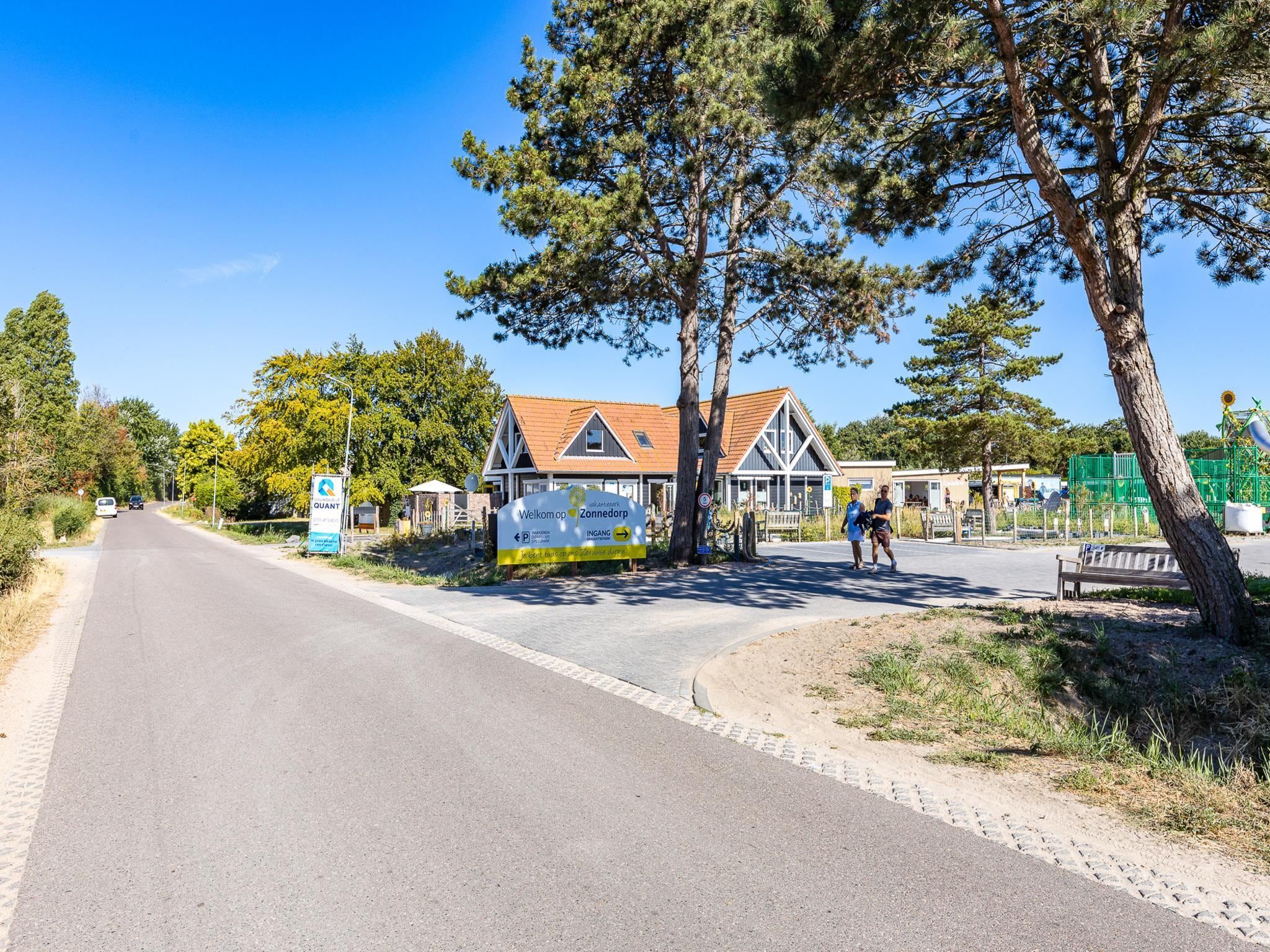 Zonnedorp 4 Villa Jula Renesse | Comfortable beach villa for 6 People in Renesse - Foto 48 van 60