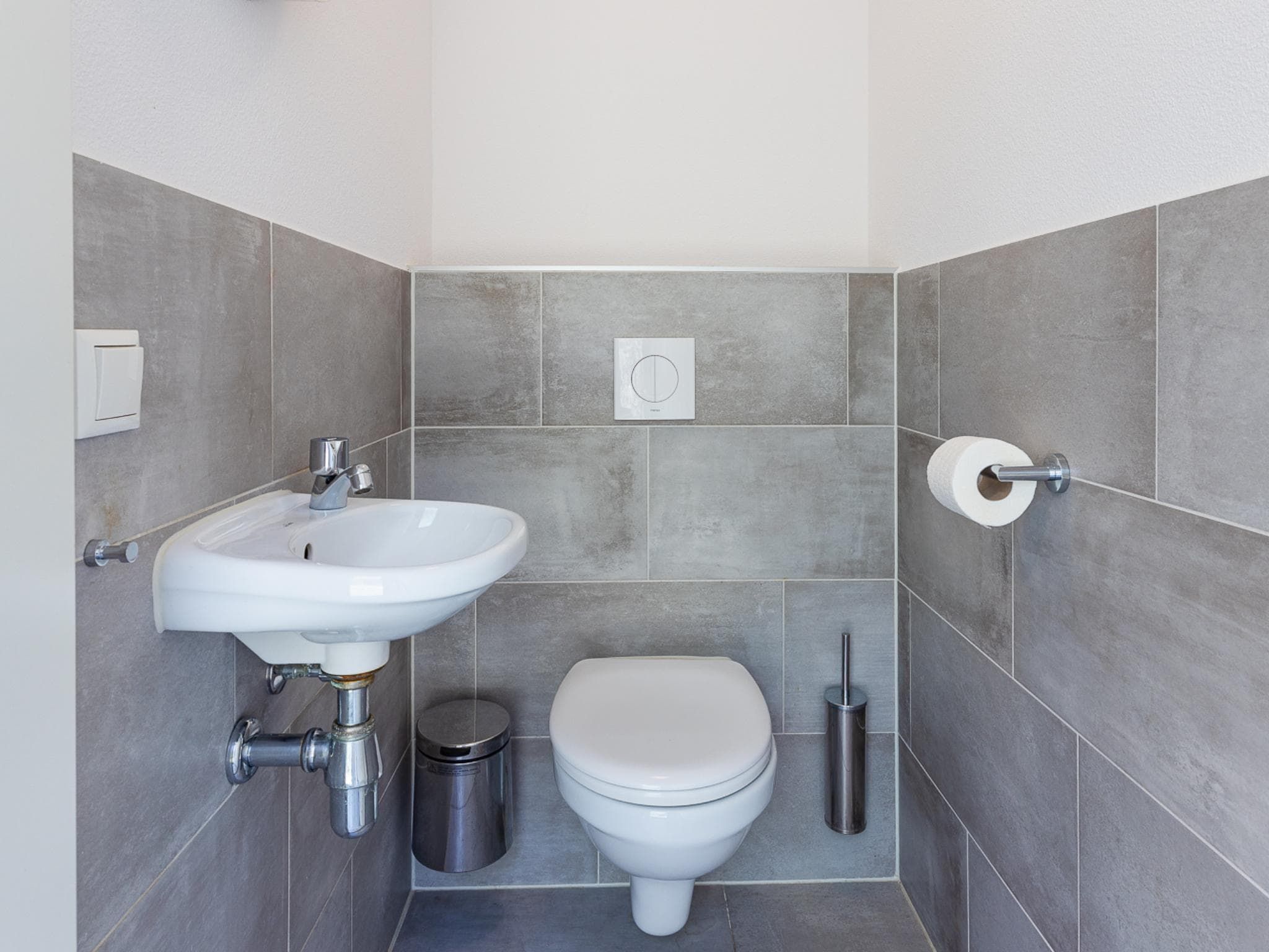 De badkamer van Zonnedorp 4 Villa Jula Renesse | Comfortable beach villa for 6 People in Renesse