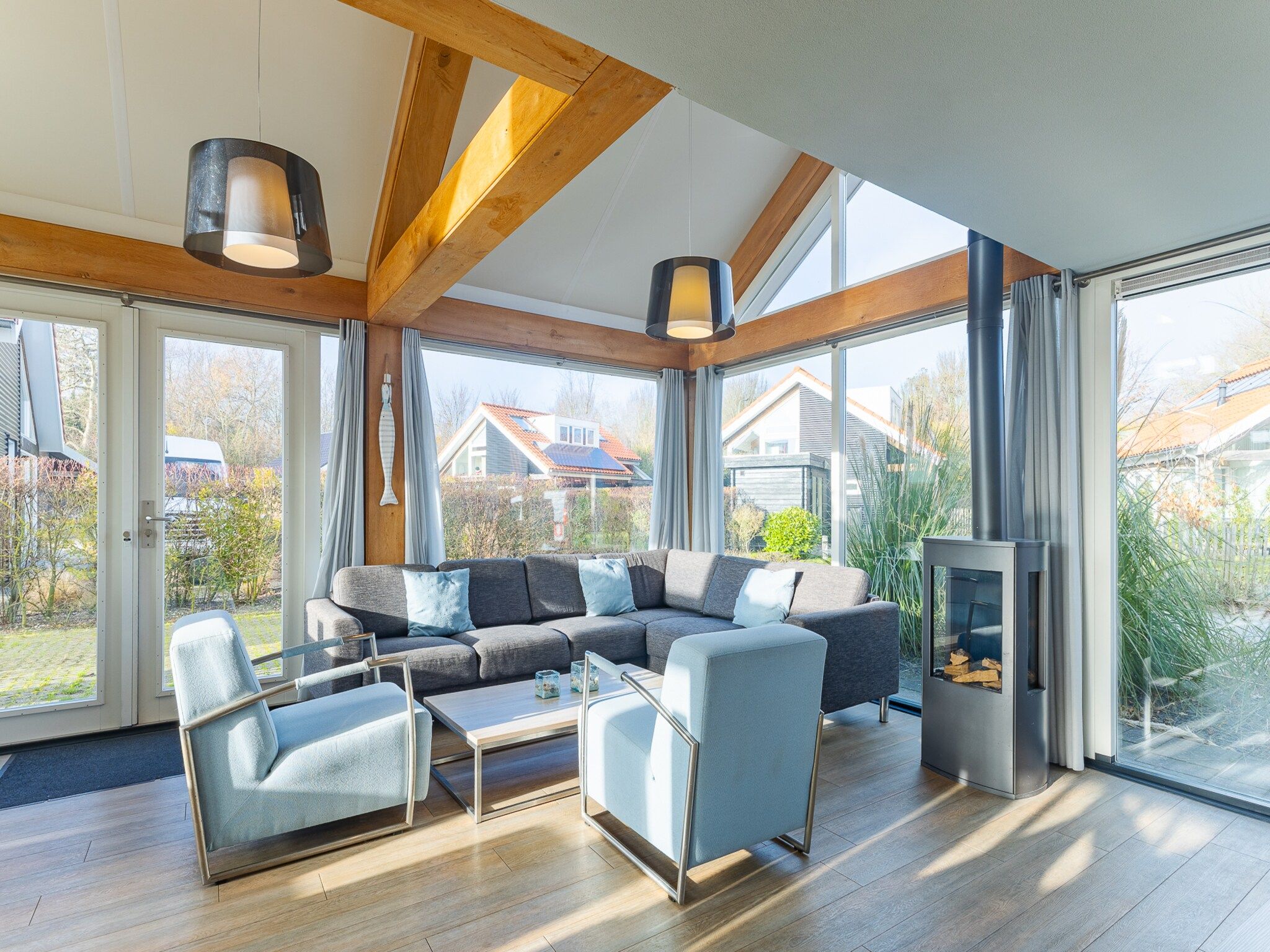 De woonkamer van Zonnedorp 7 De Meerpaal in Renesse | Comfortable holiday house close to the beach in Renesse
