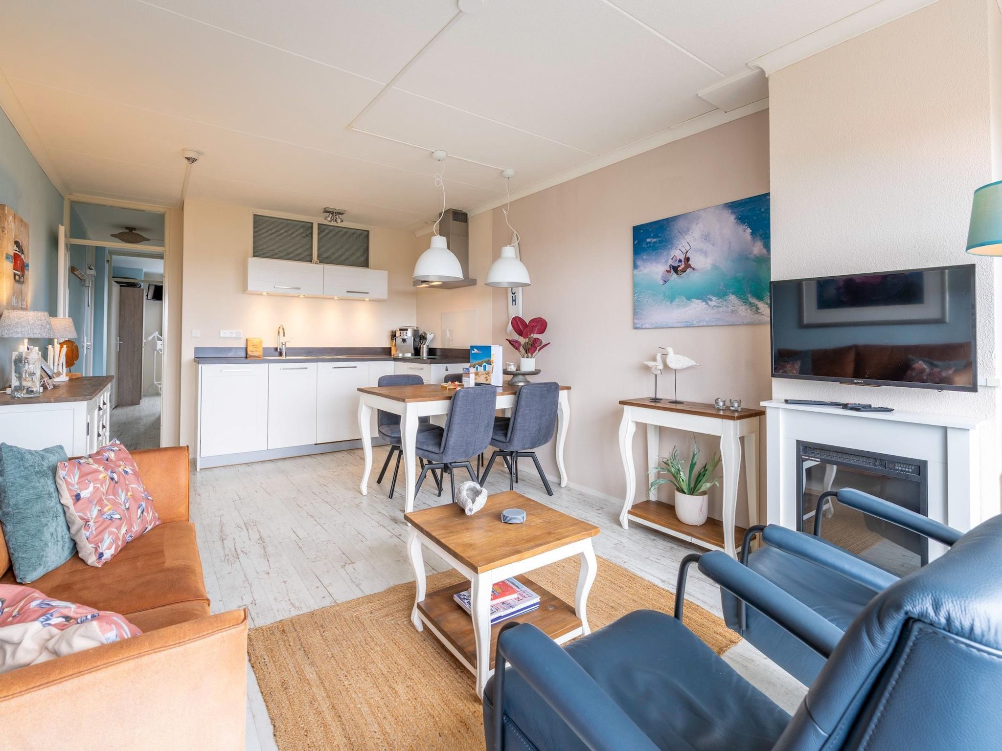 De woonkamer van Juliana 148 in De Koog