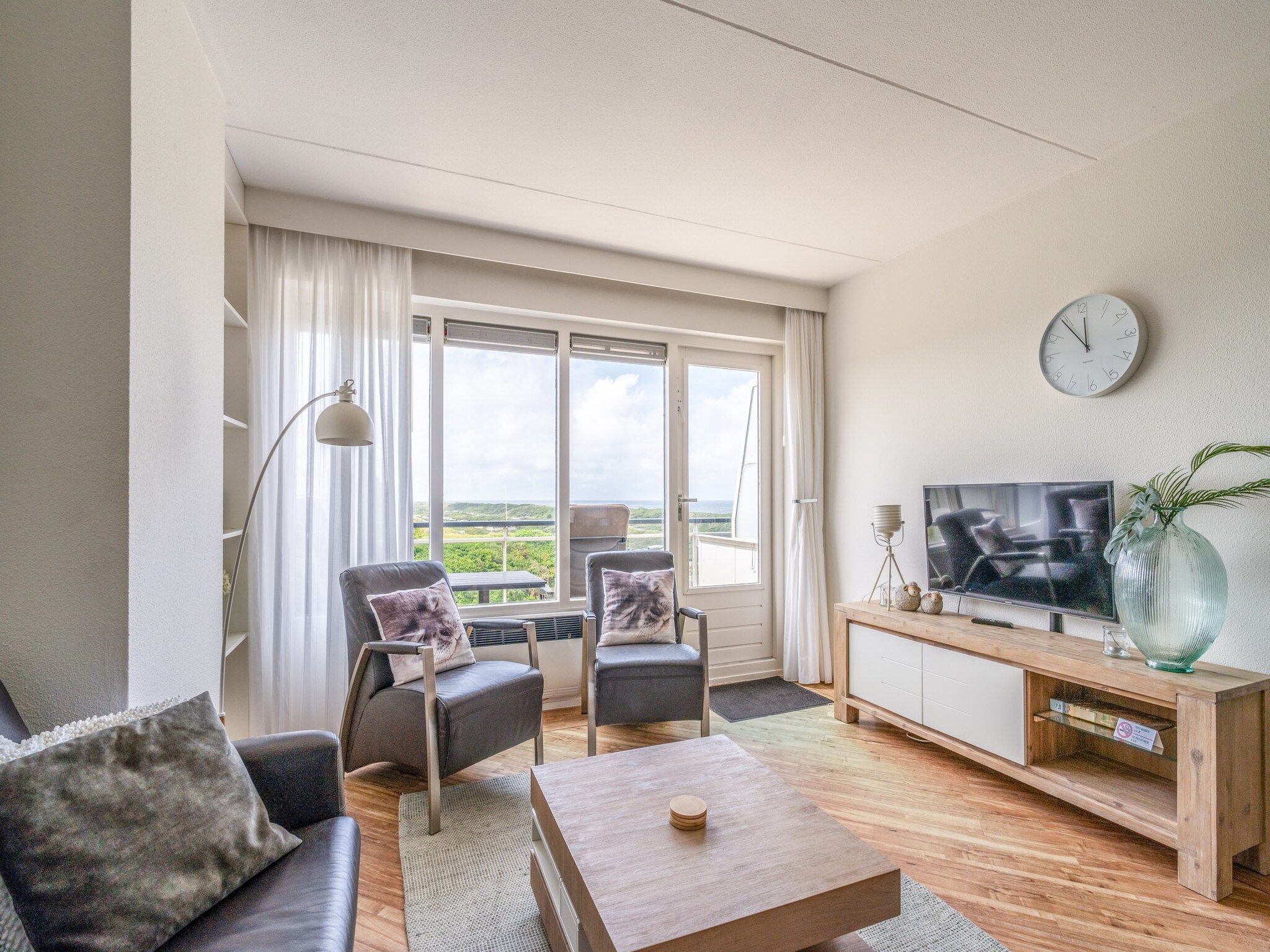De woonkamer van Juliana 146 in De Koog