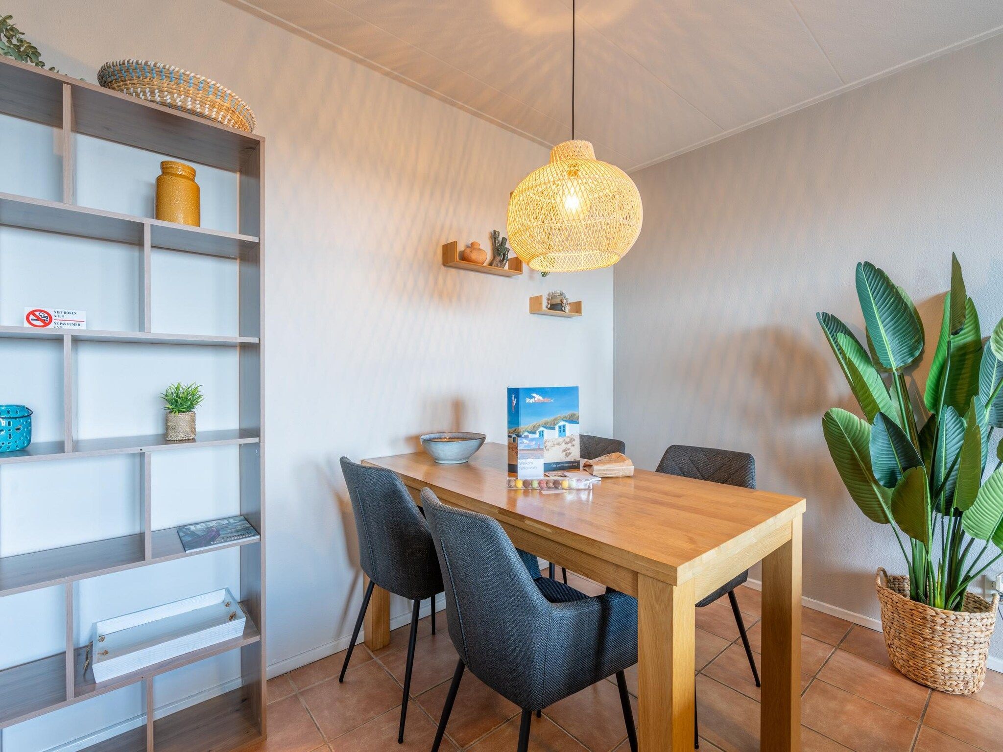 De eetkamer van Juliana 062 in De Koog