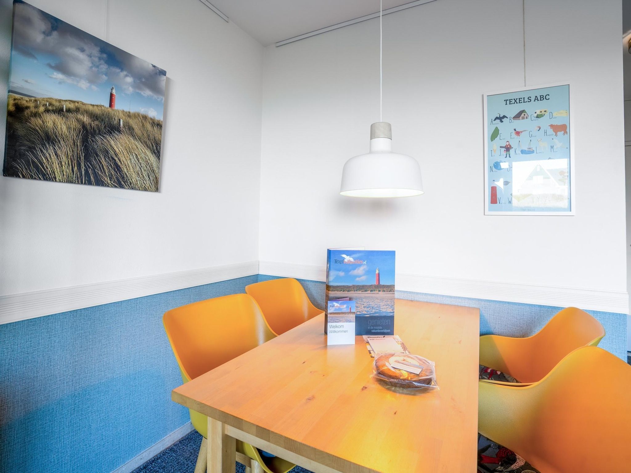 De eetkamer van Juliana 068 in De Koog