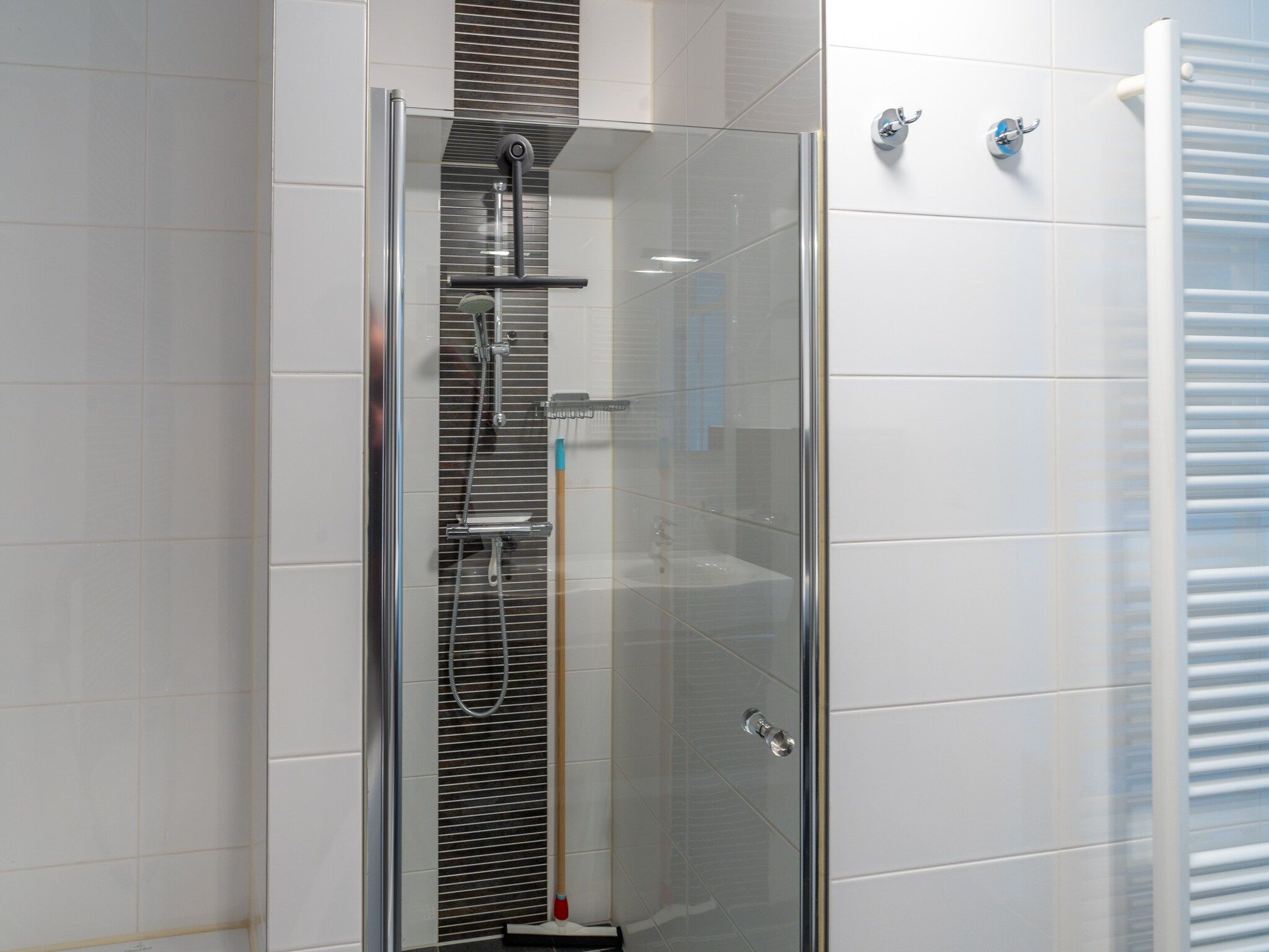 De badkamer van Juliana 088 in De Koog