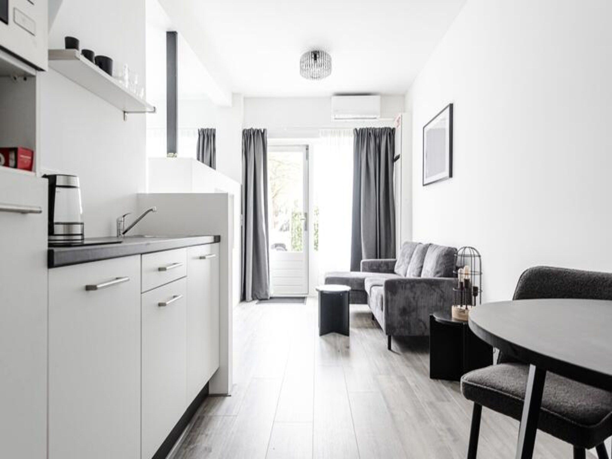 Kings Square Studio Apartment in Zandvoort - Foto 2 van 20