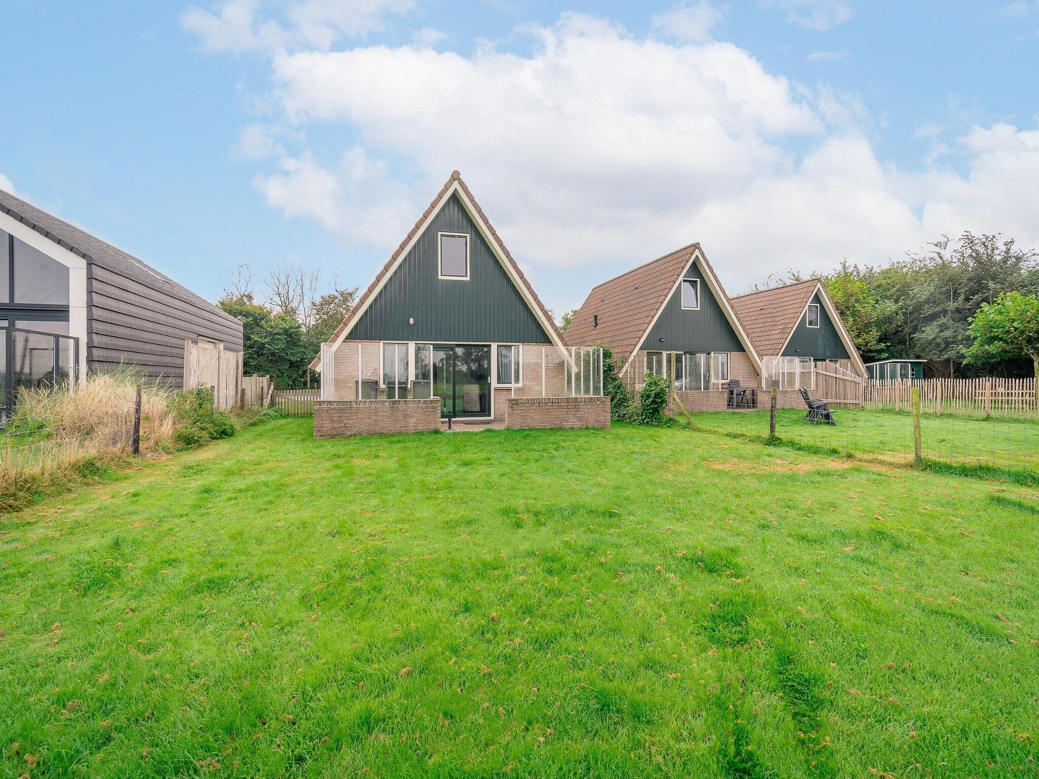 De tuin van Nieuwlanderweg 77 in De Waal