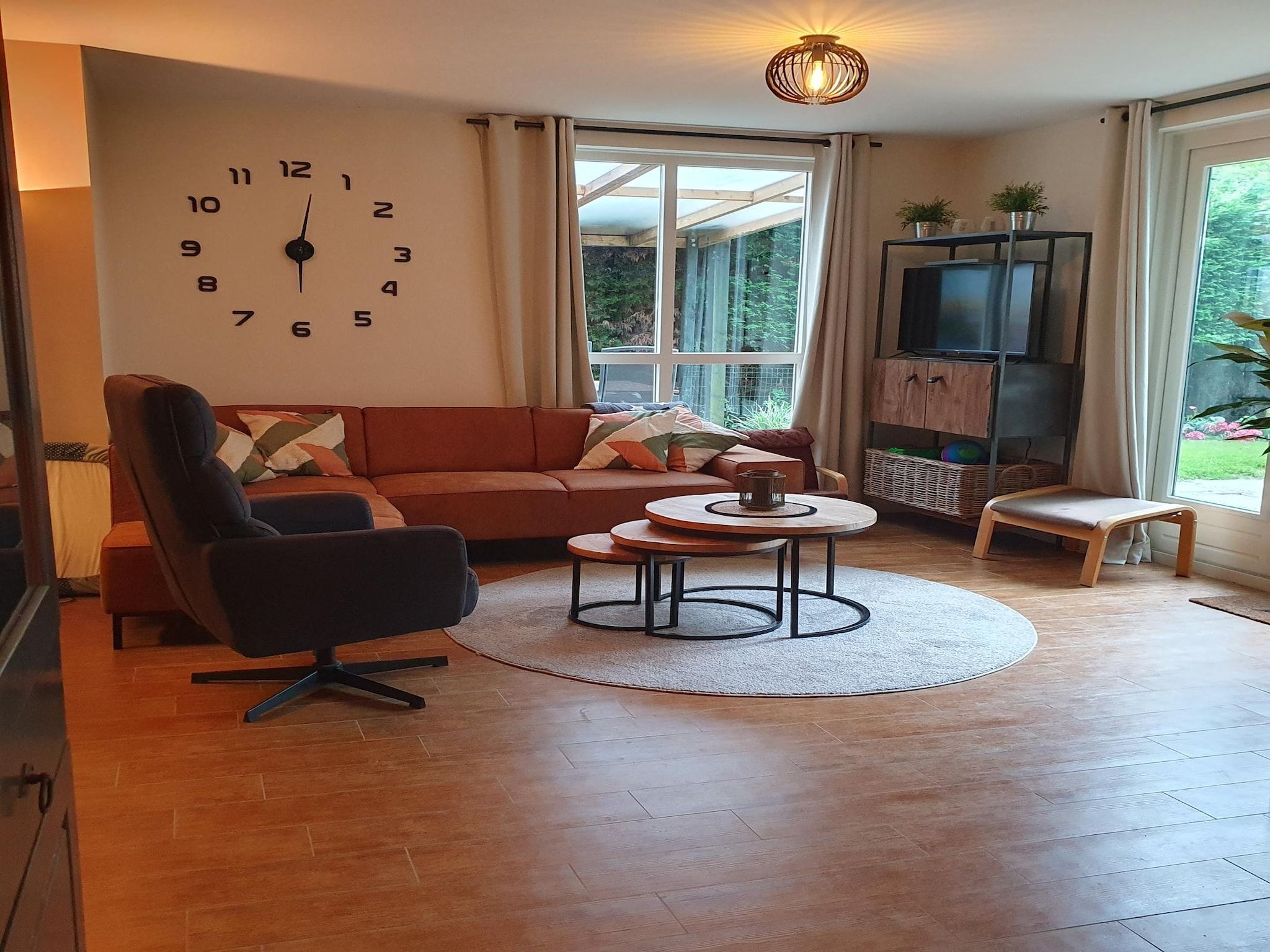 De woonkamer van 7 - Persoons Forest 217 Sauna Bungalow in Ewijk