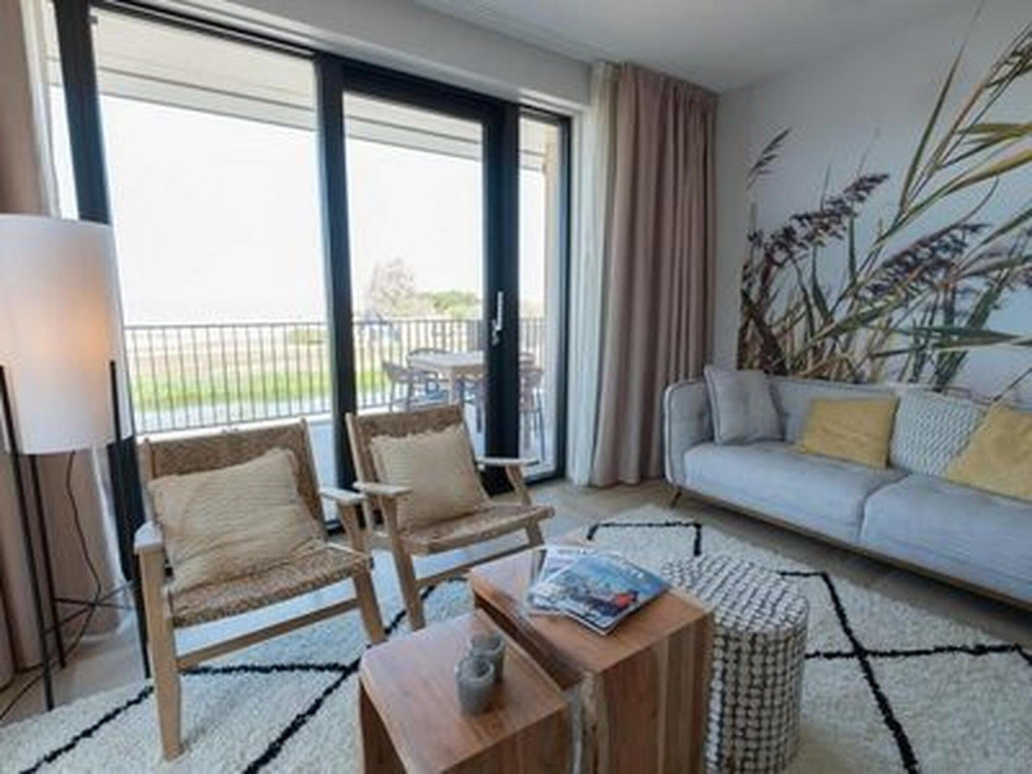 De woonkamer van Luxury Beach Apartment | 4+2 Pers. in Workum