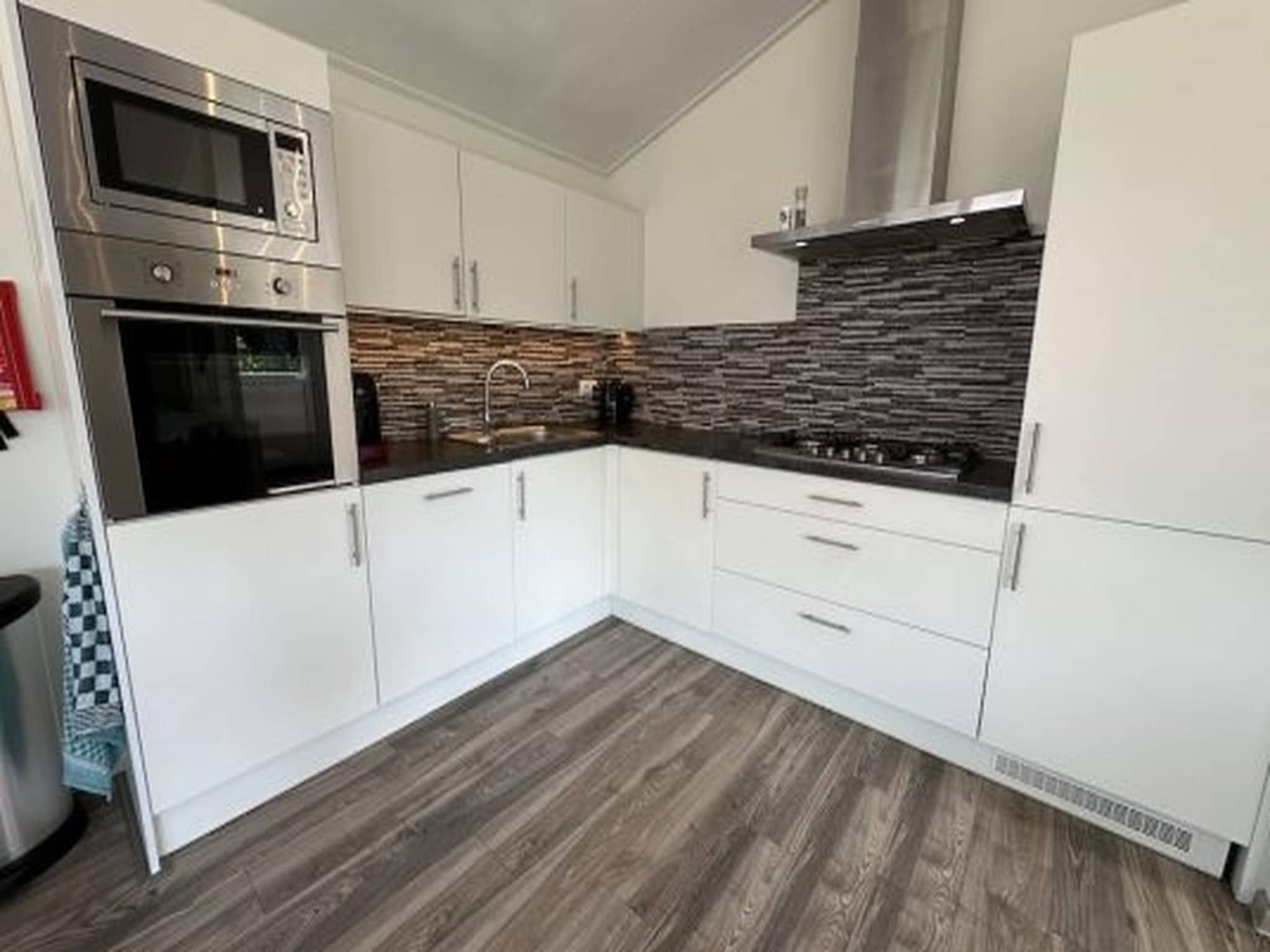 De keuken van Hackfort kavel 143 in Biddinghuizen